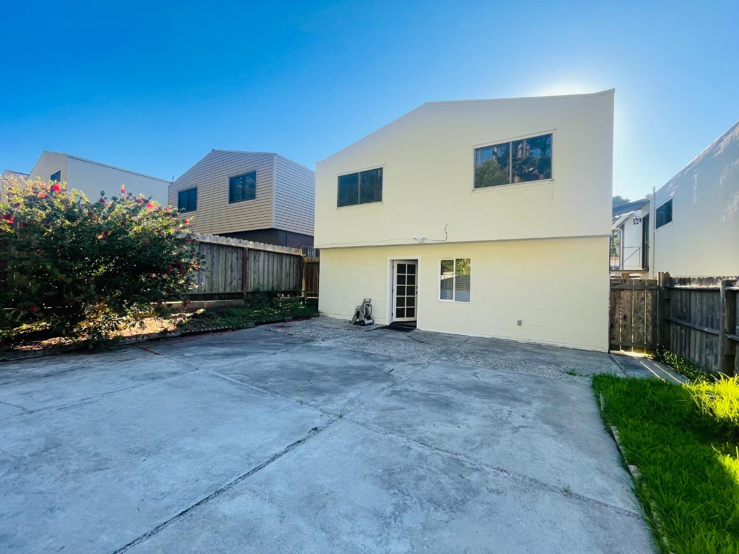4250 Callan BLVD