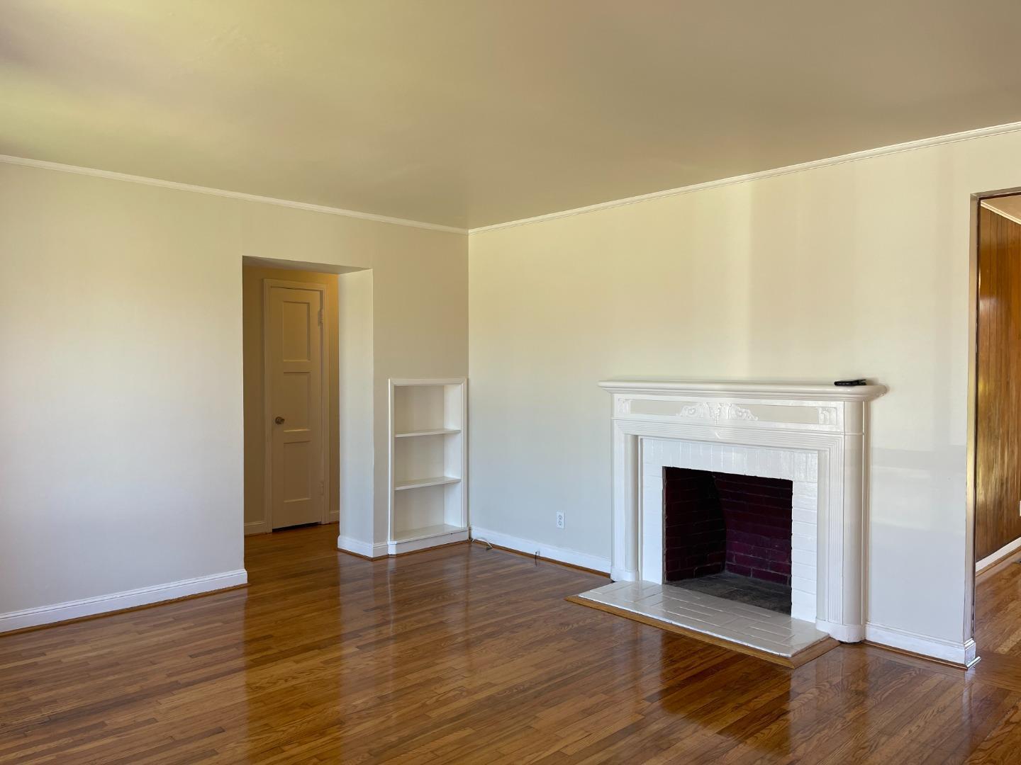 627 Midway AVE