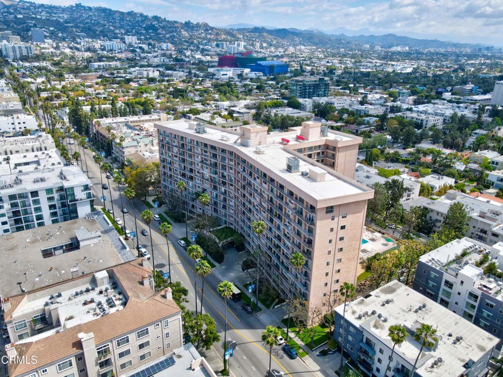 100 S Doheny Drive 1002