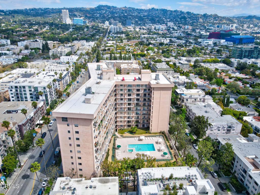 100 S Doheny Drive 1002