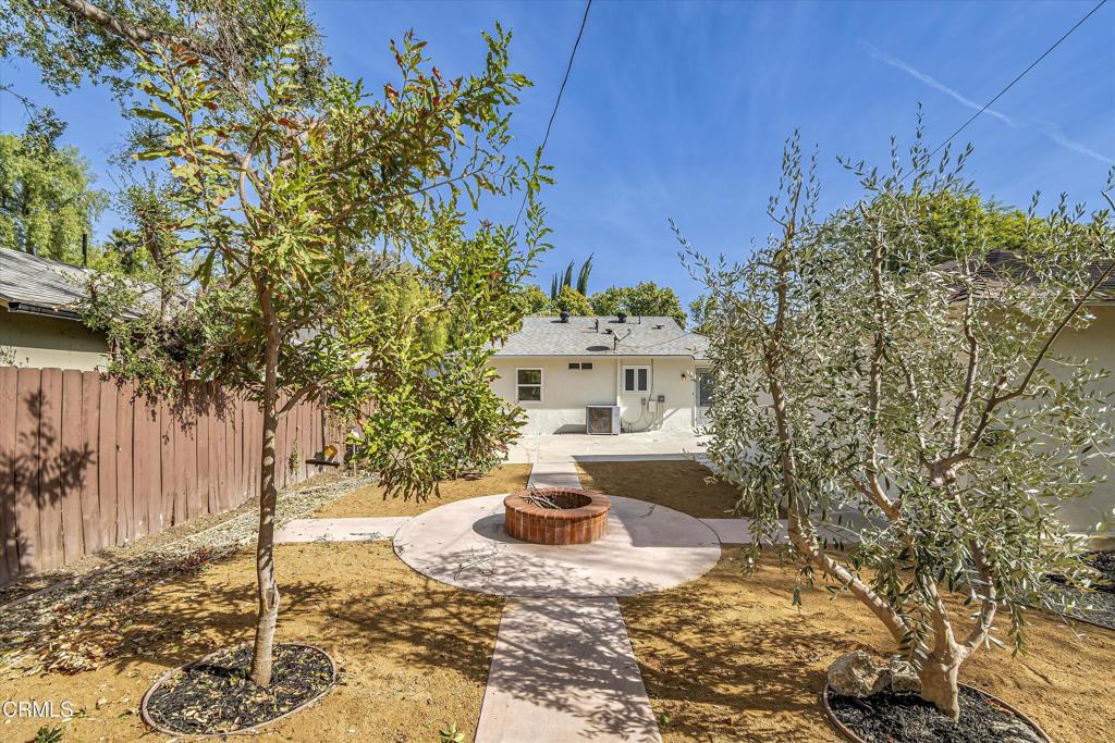 5119 Canoga Avenue