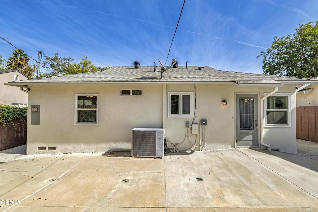 5119 Canoga Avenue
