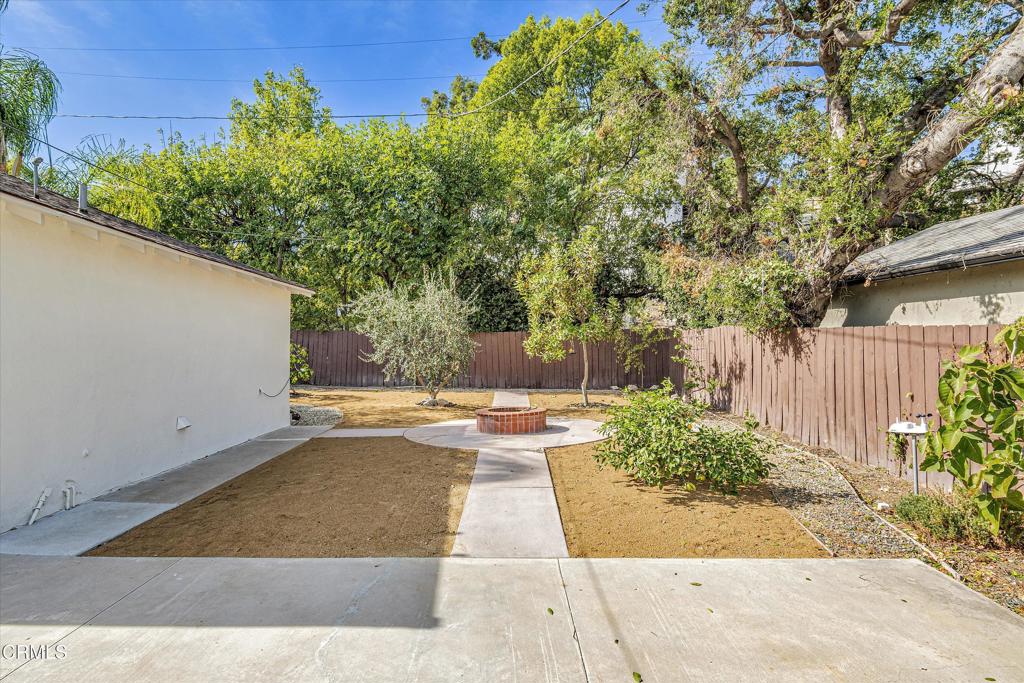5119 Canoga Avenue