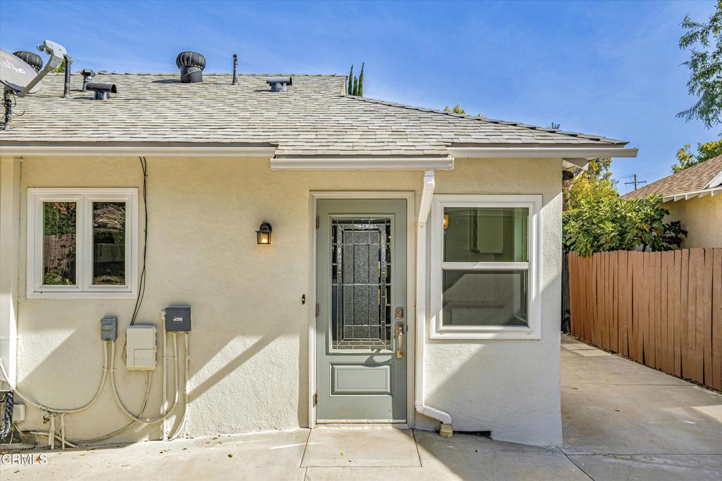 5119 Canoga Avenue