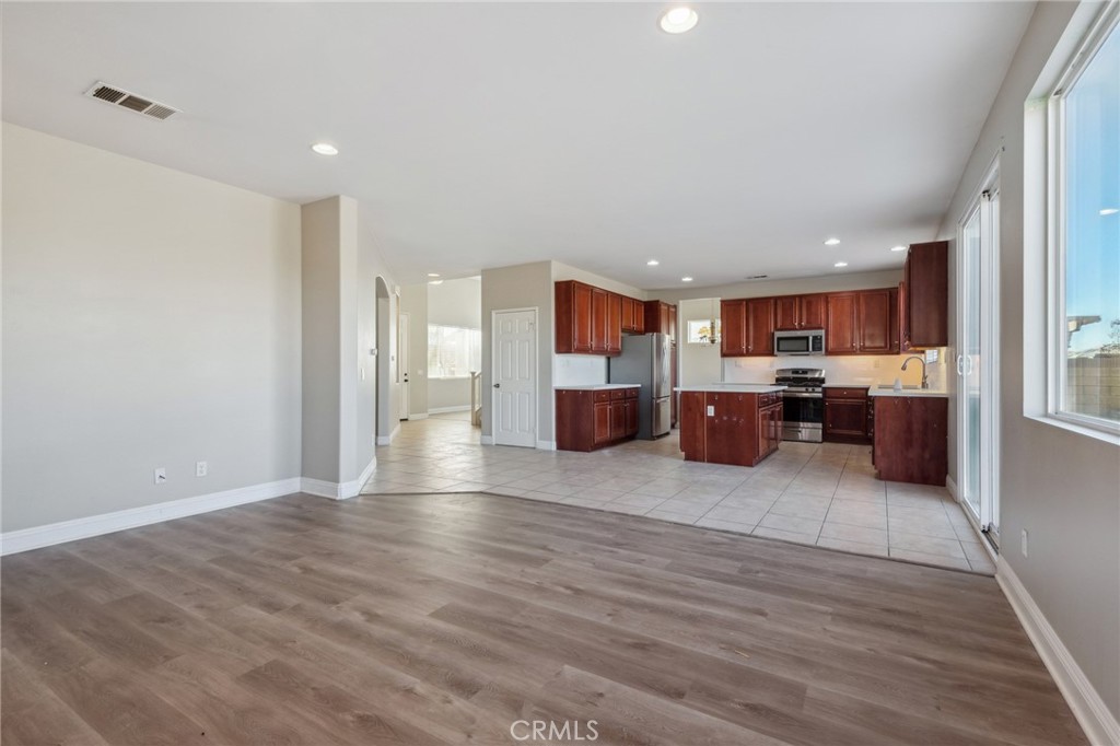 3801 W Avenue J12
