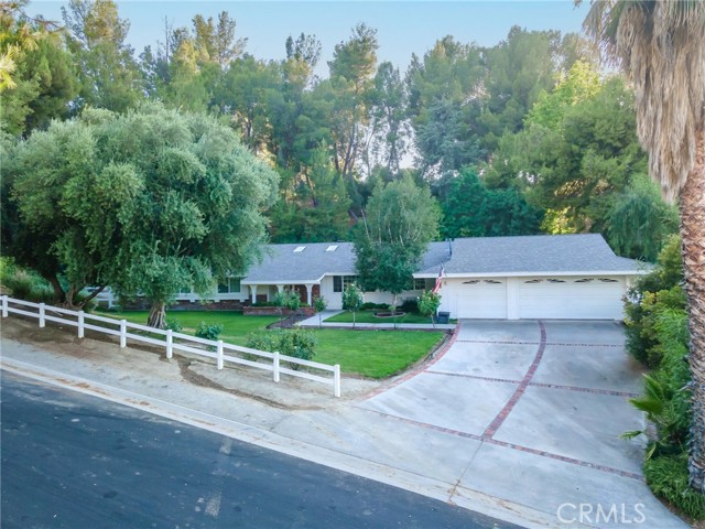 27151 Circle G DR