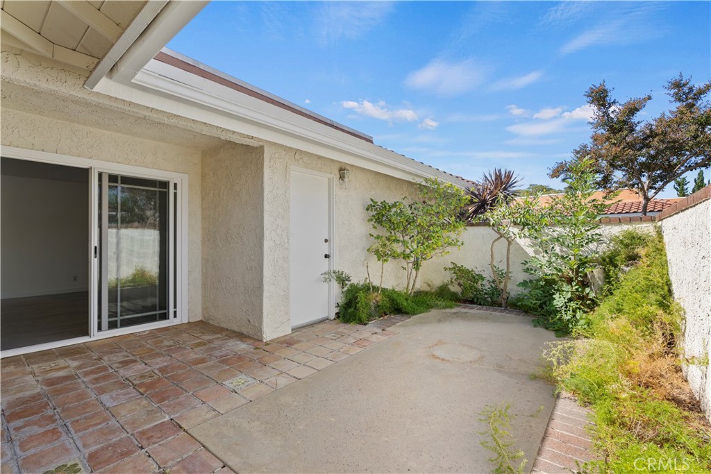 2227 Portola Lane