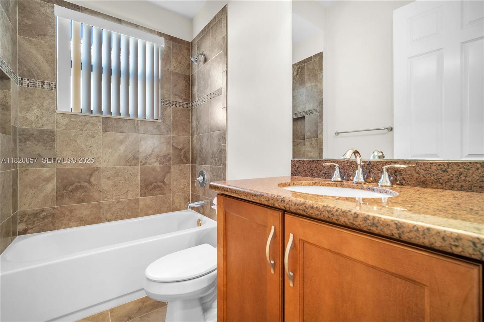 16927 Bridge Crossing Circle 0