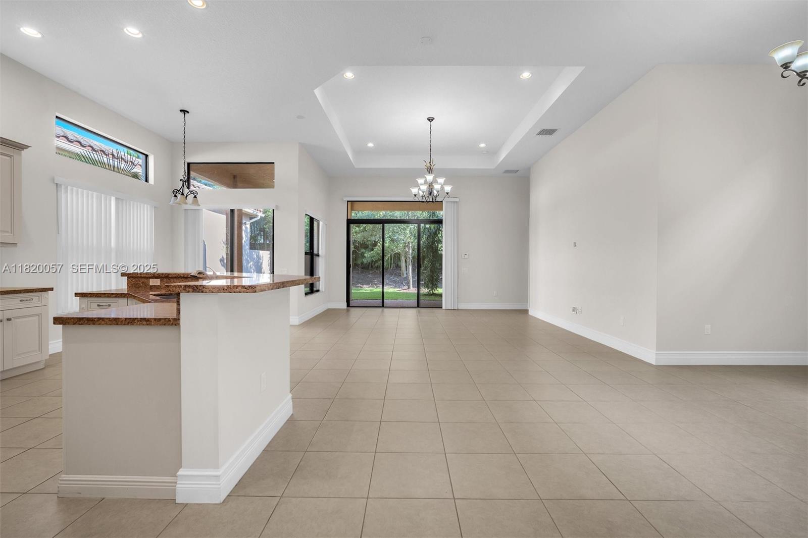 16927 Bridge Crossing Circle 0