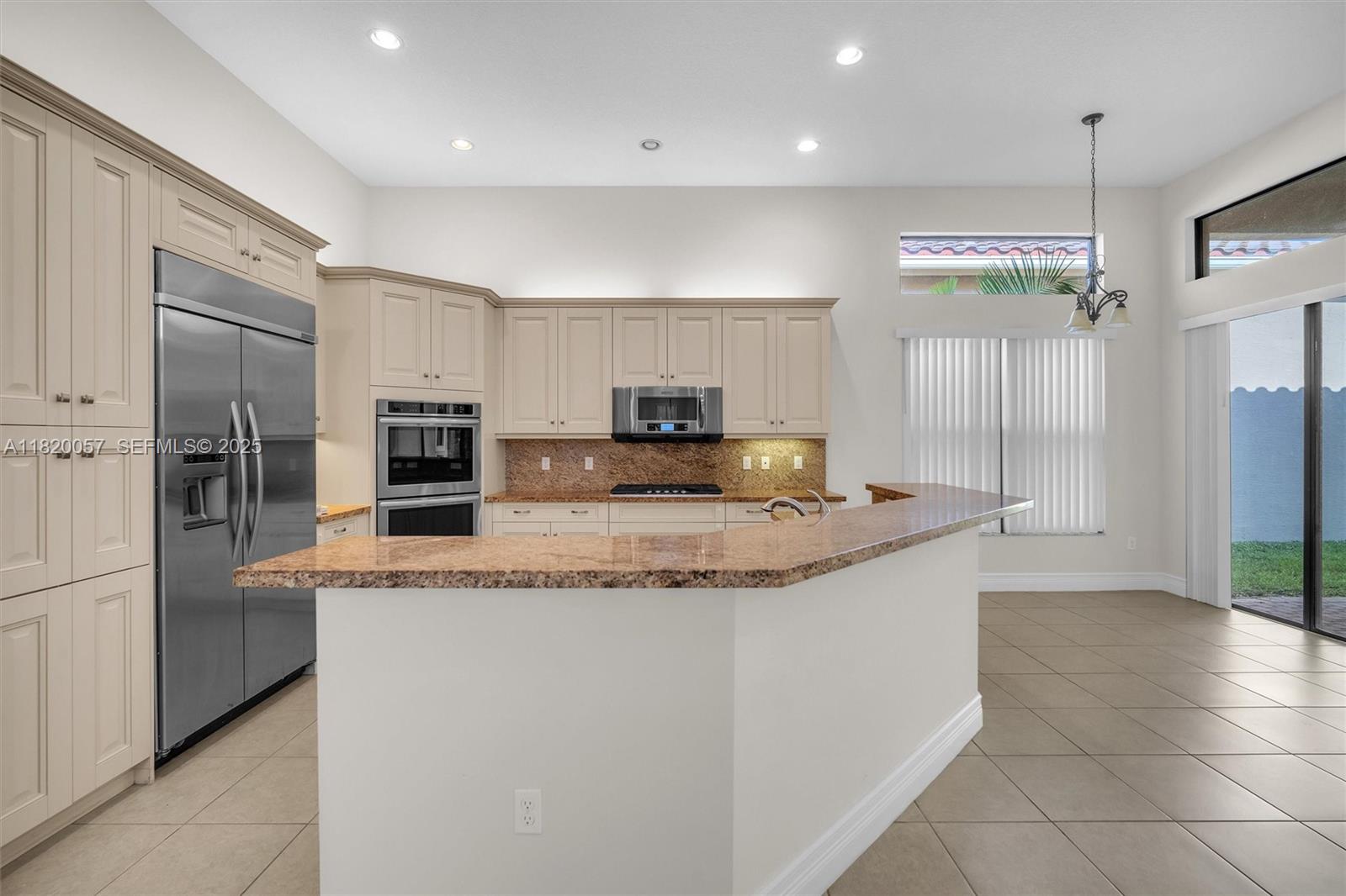 16927 Bridge Crossing Circle 0