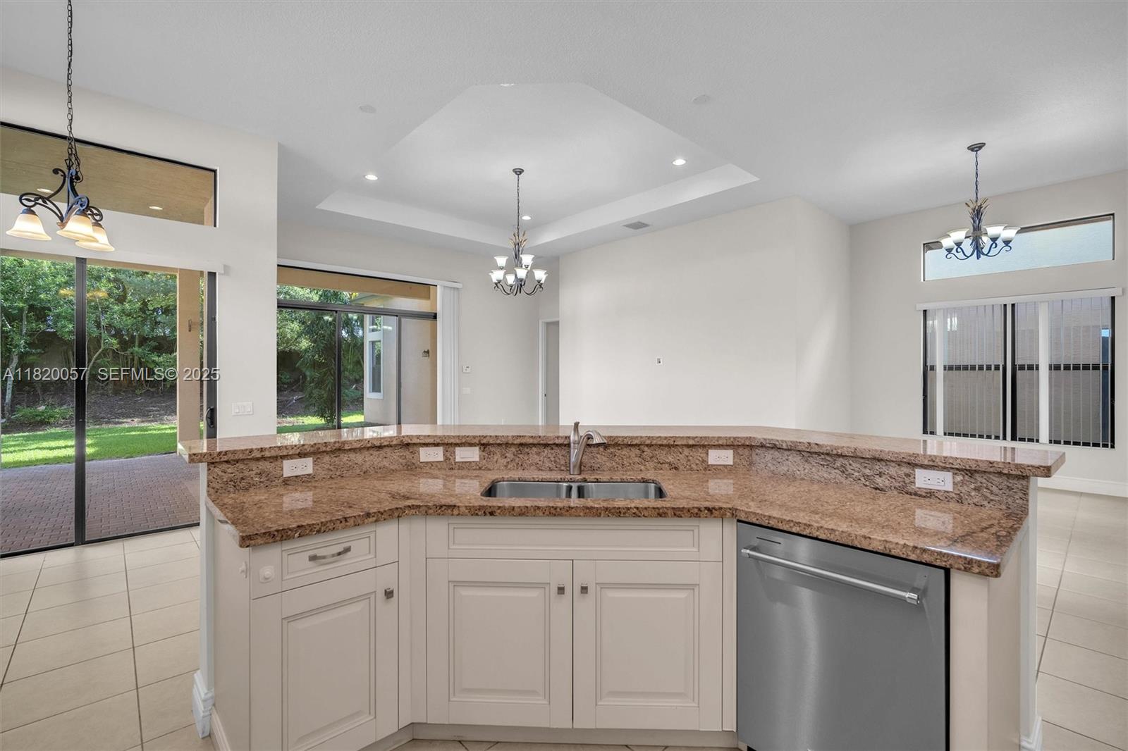 16927 Bridge Crossing Circle 0