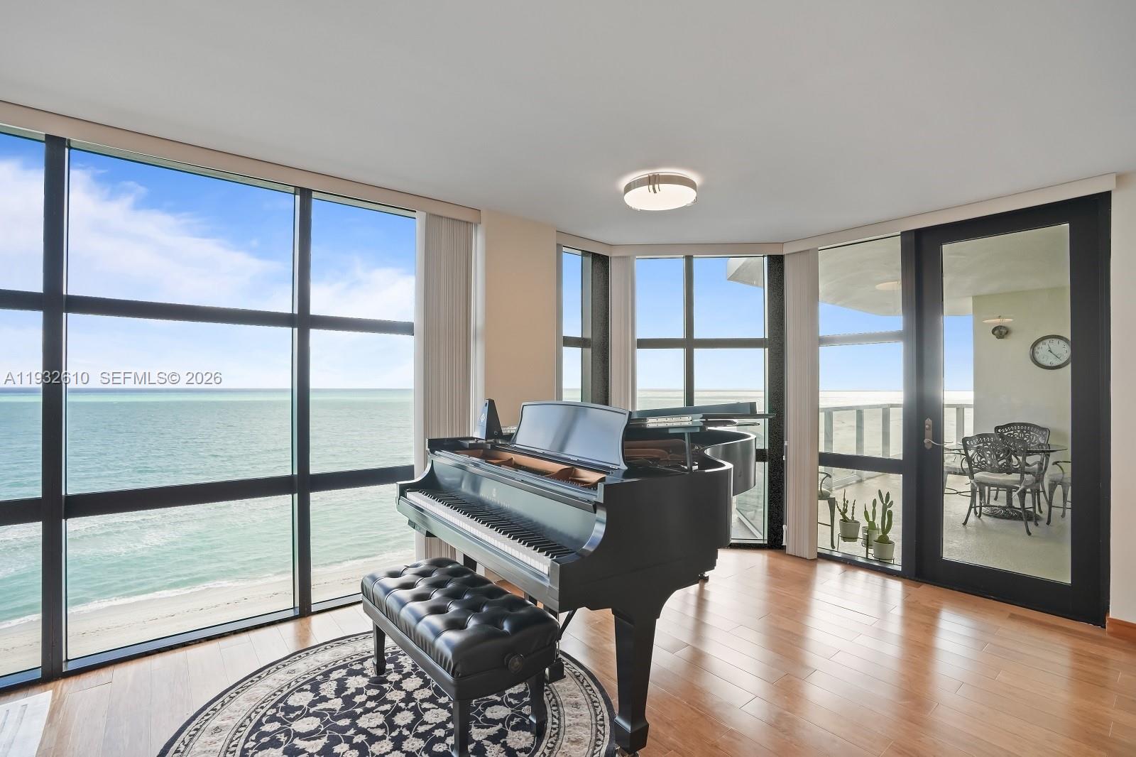 6423 Collins Avenue 1005