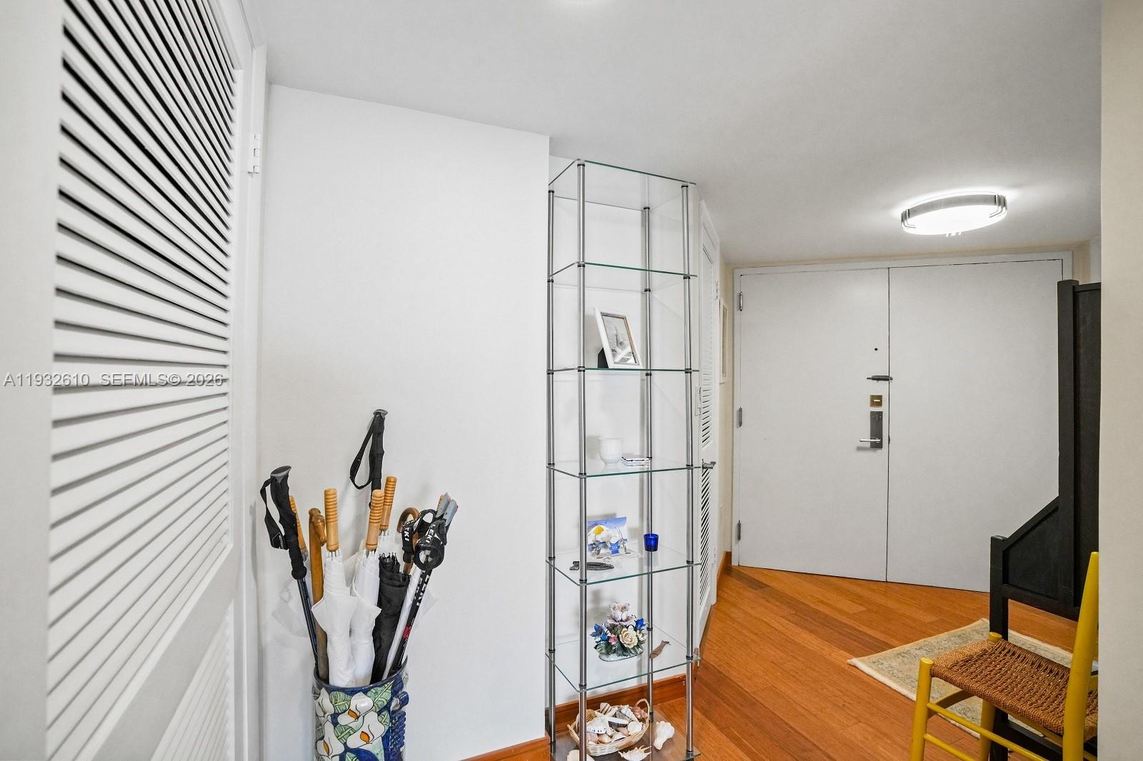 6423 Collins Avenue 1005