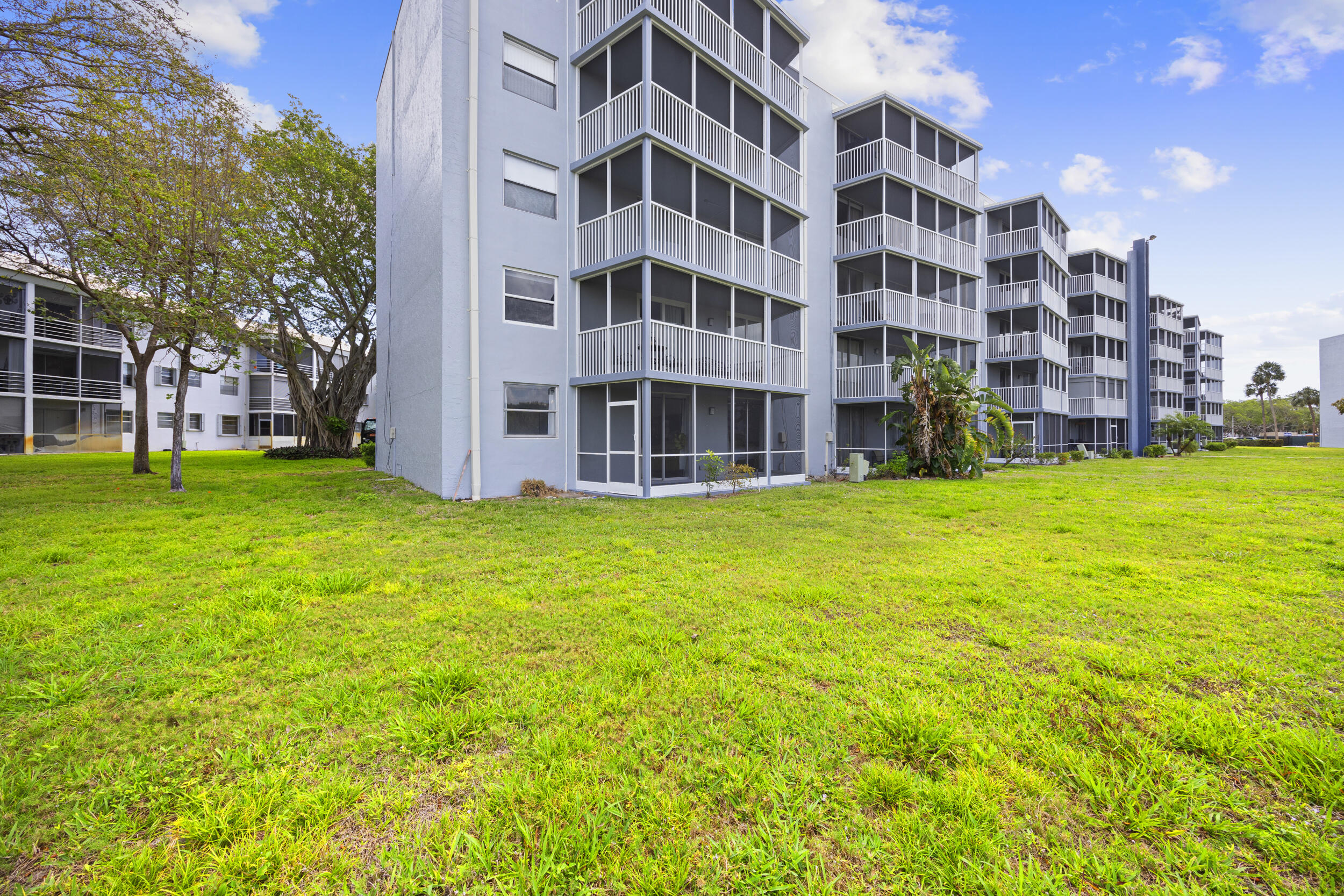 5301 NW 2nd Avenue 1010