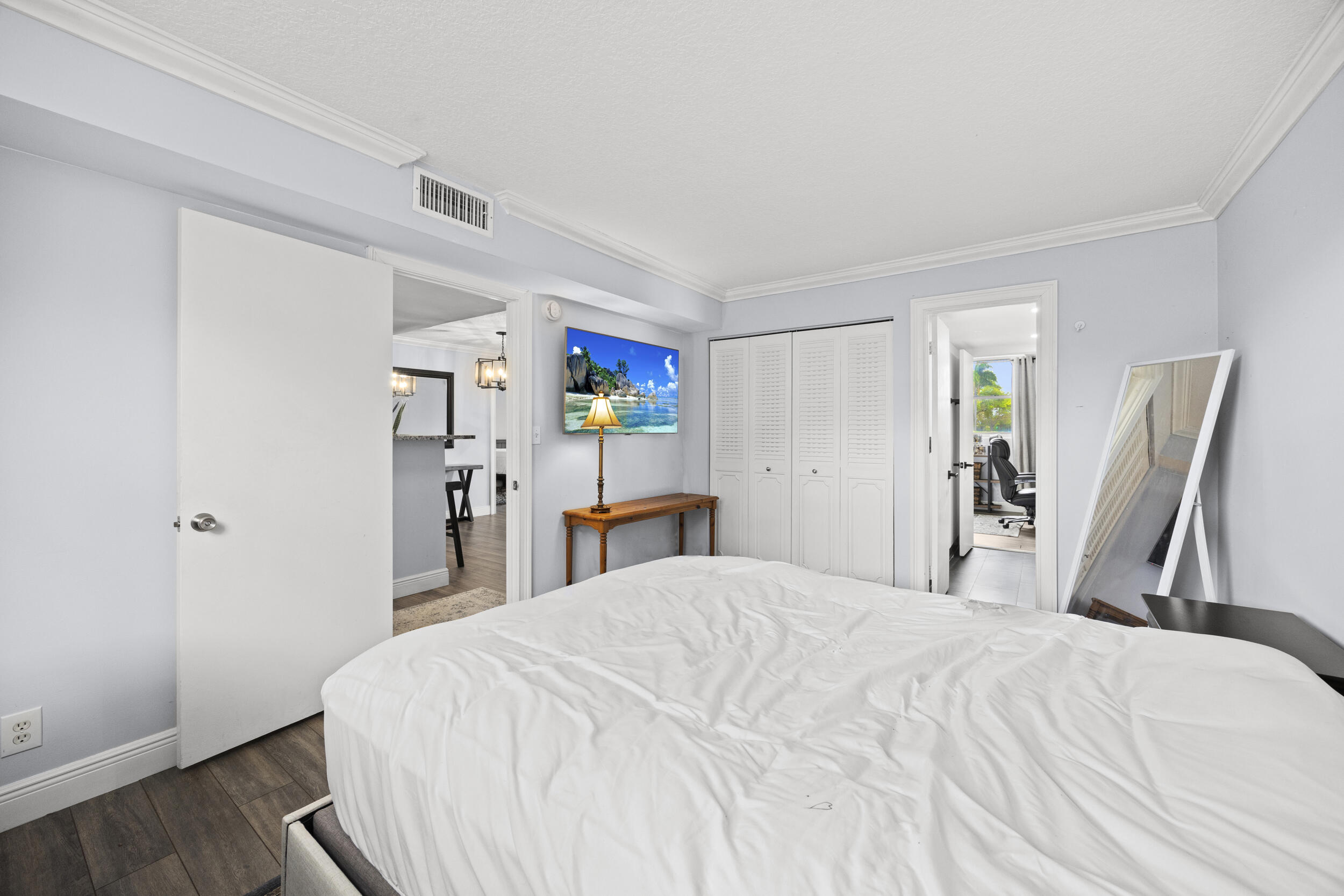 5301 NW 2nd Avenue 1010