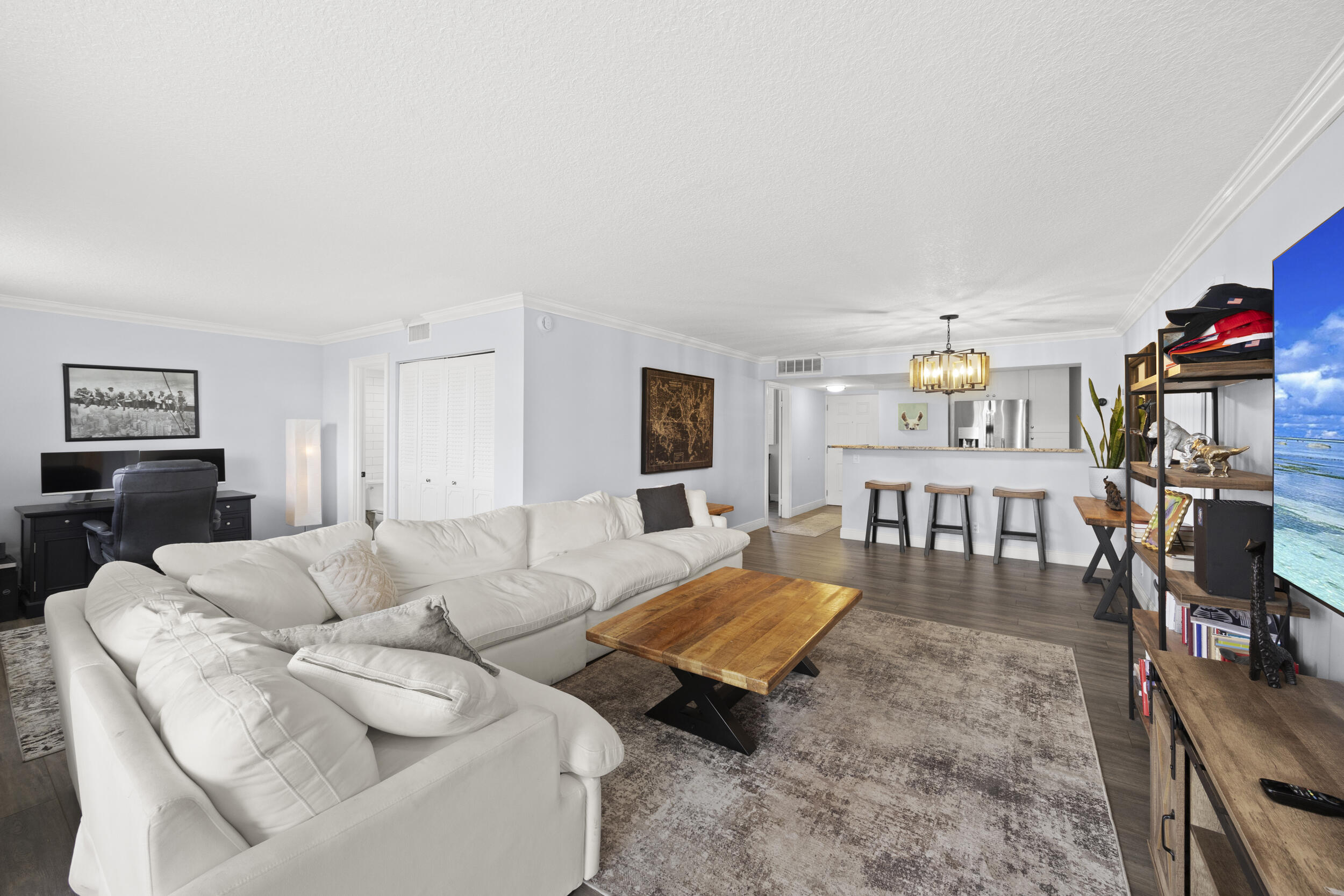 5301 NW 2nd Avenue 1010