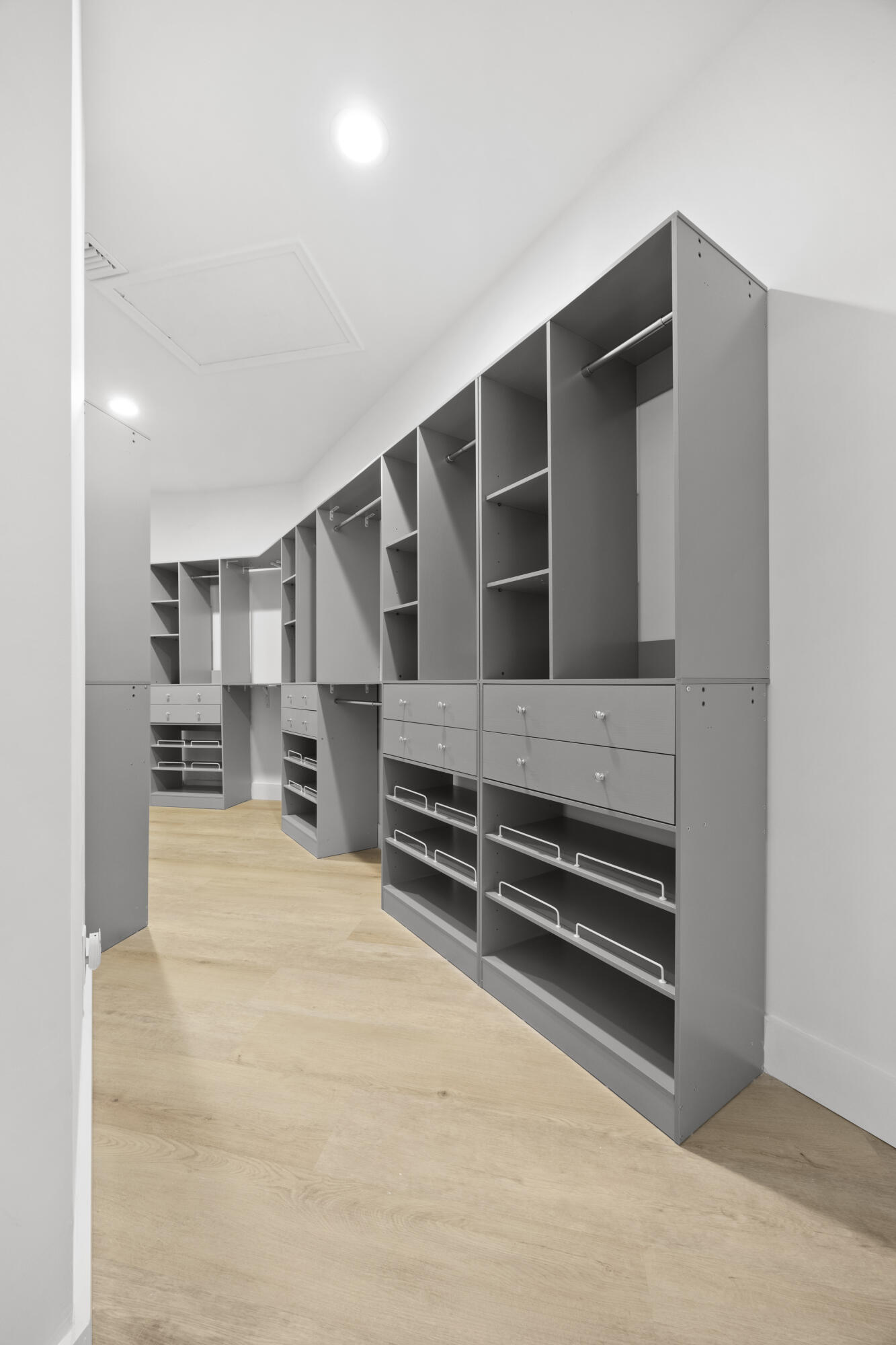 17192 Newport Club Drive