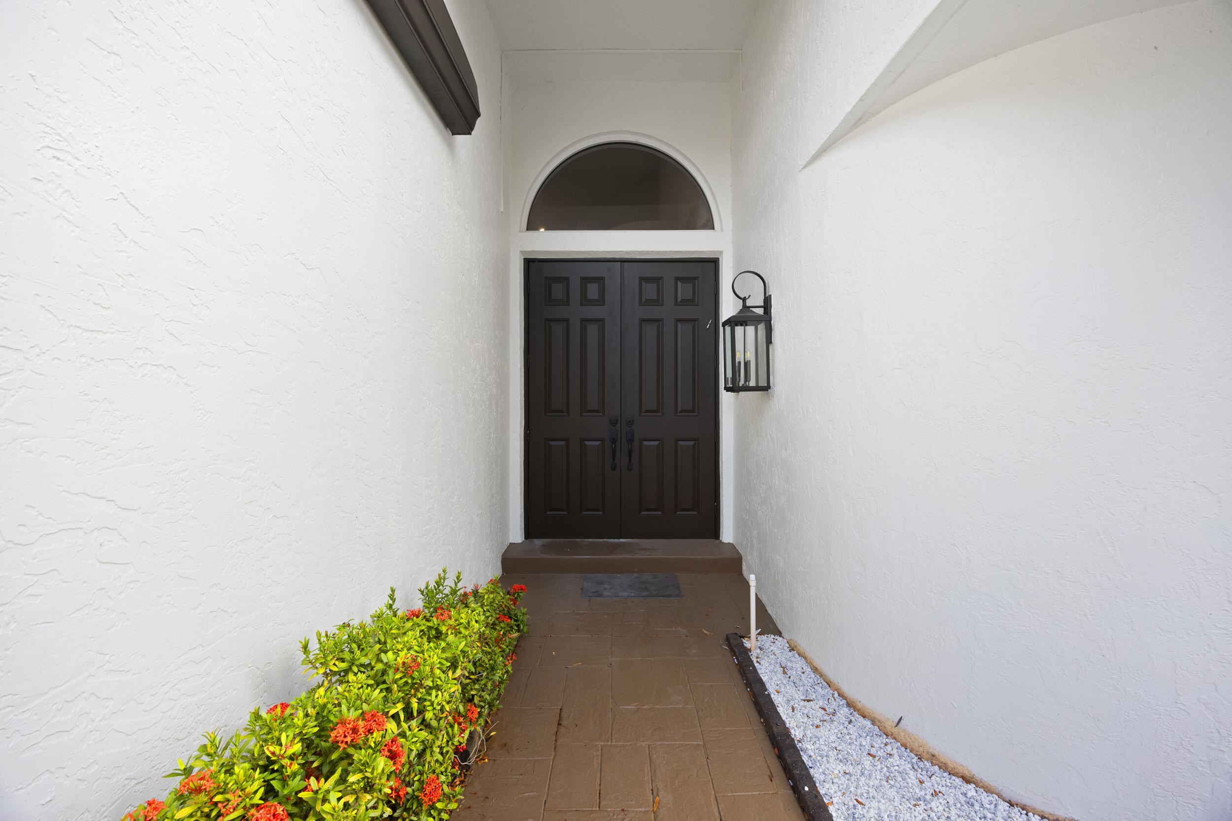 17192 Newport Club Drive