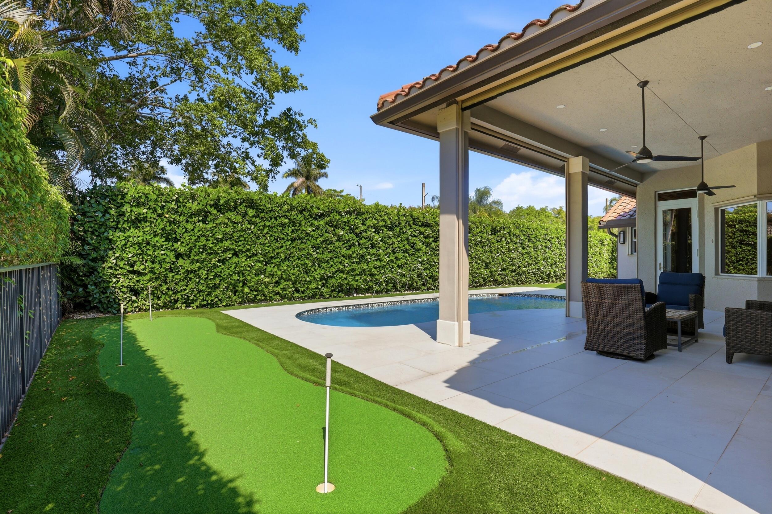4445 NW 28th Way