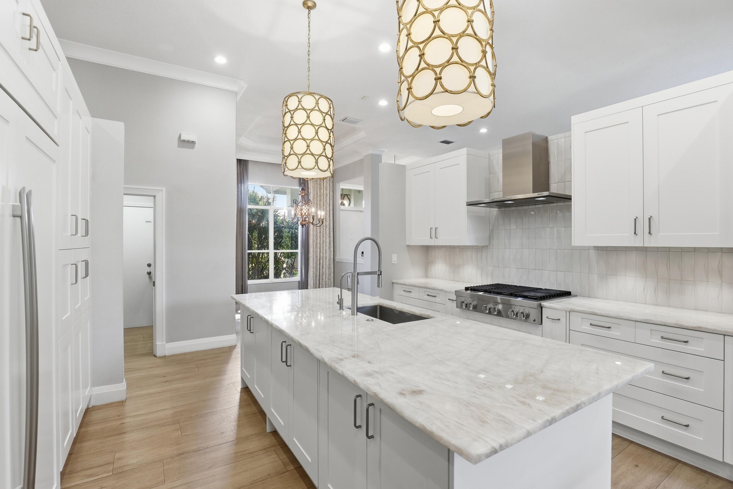 4445 NW 28th Way