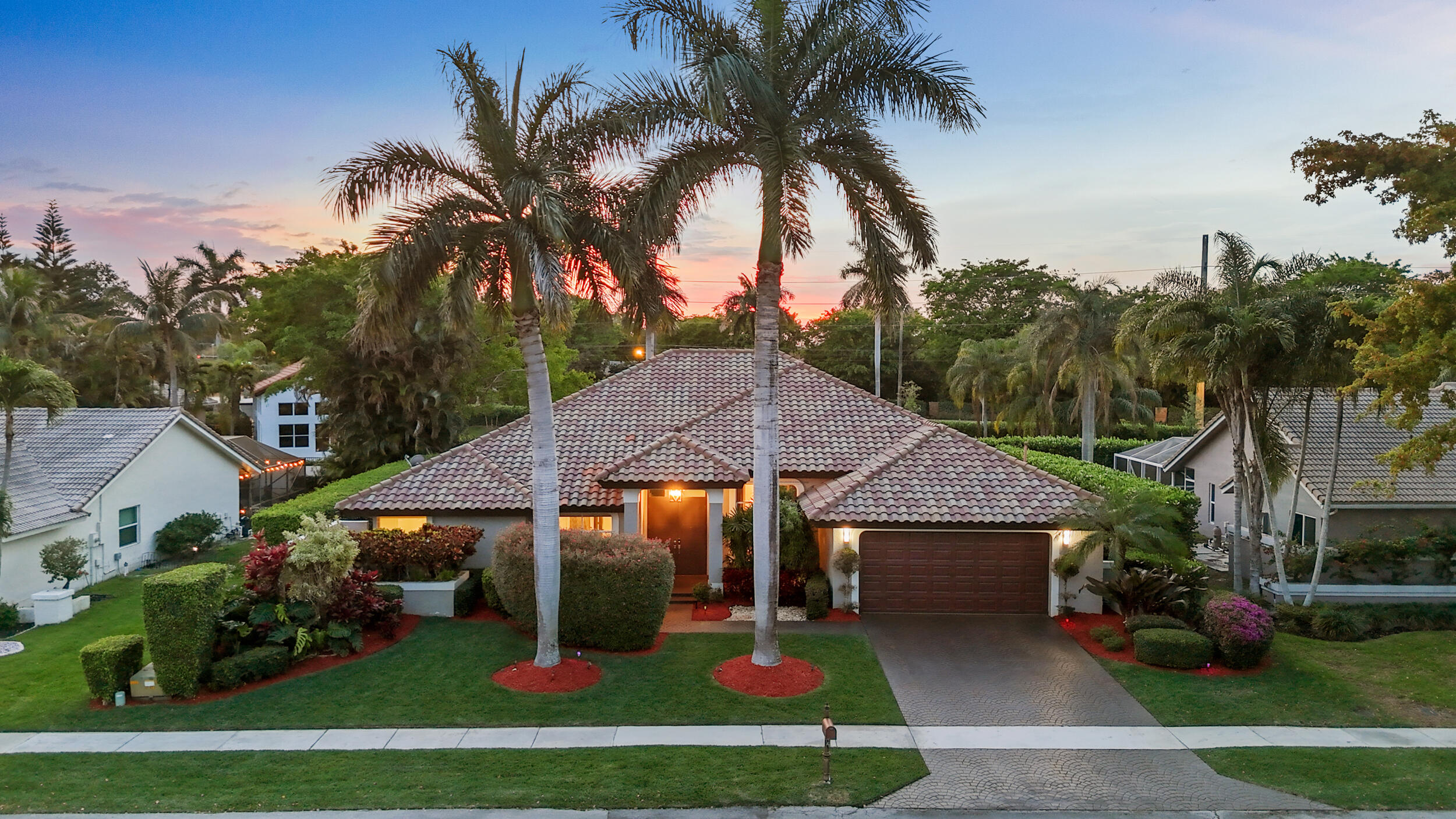 4445 NW 28th Way