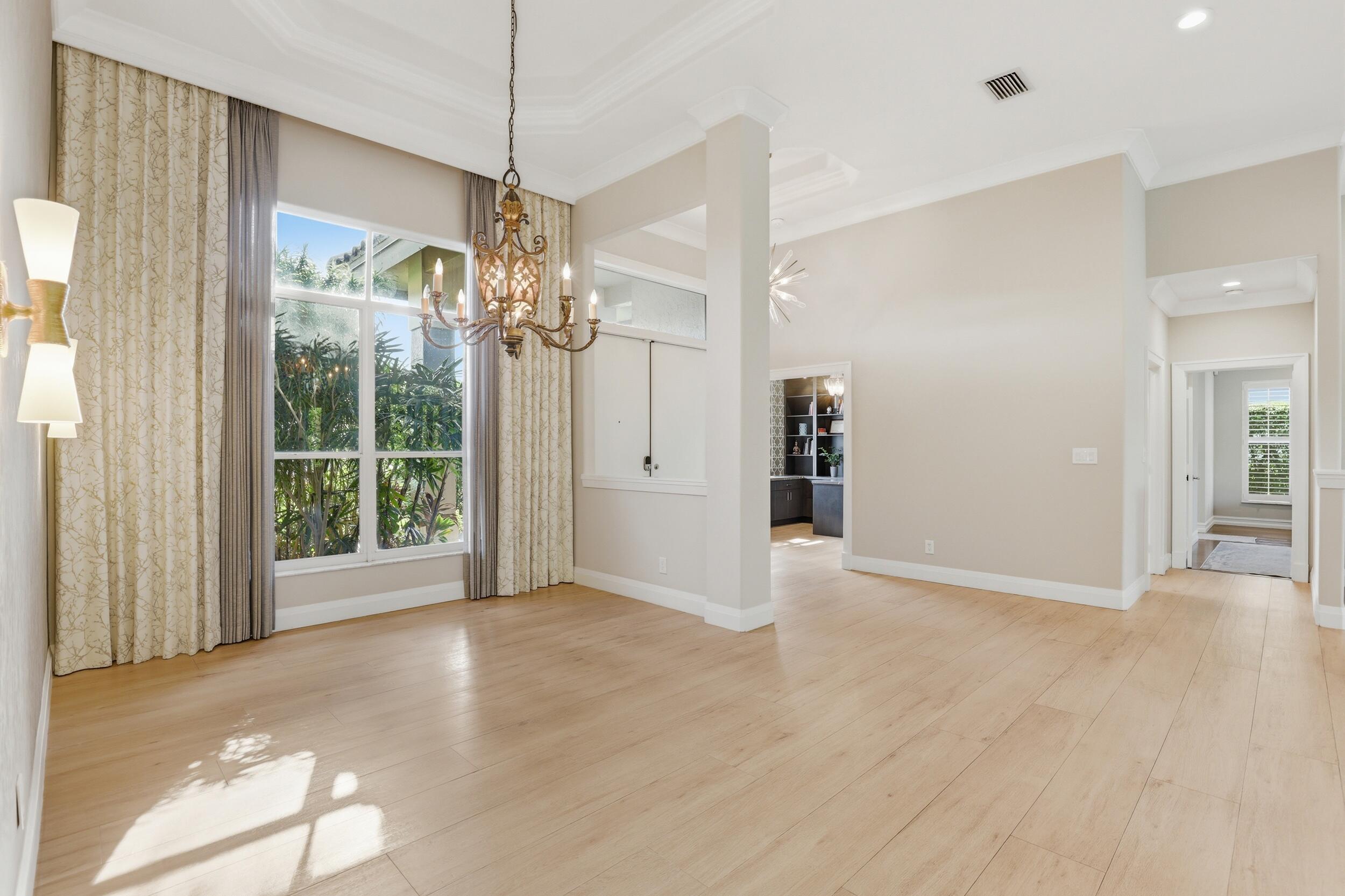 4445 NW 28th Way