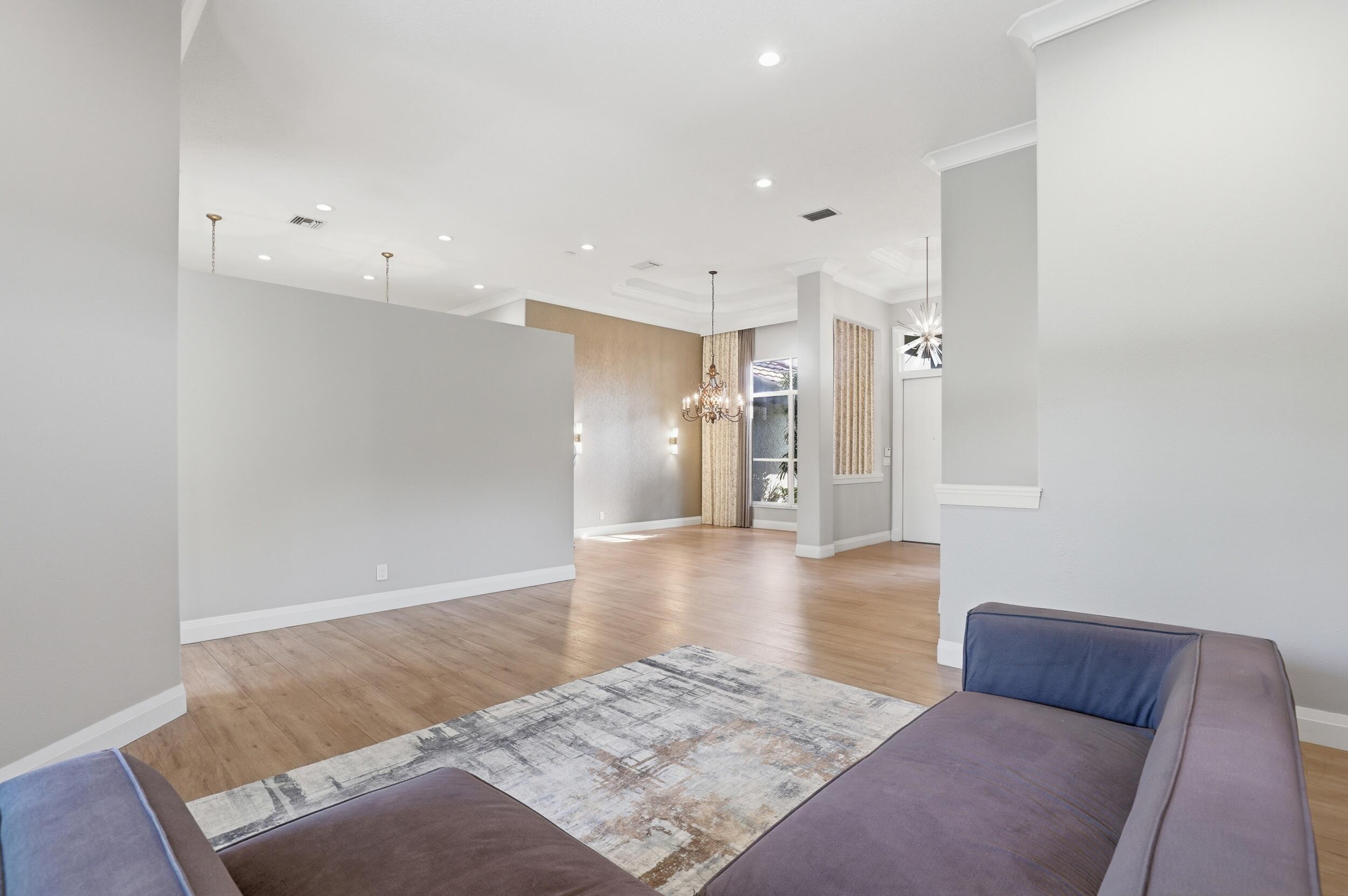 4445 NW 28th Way