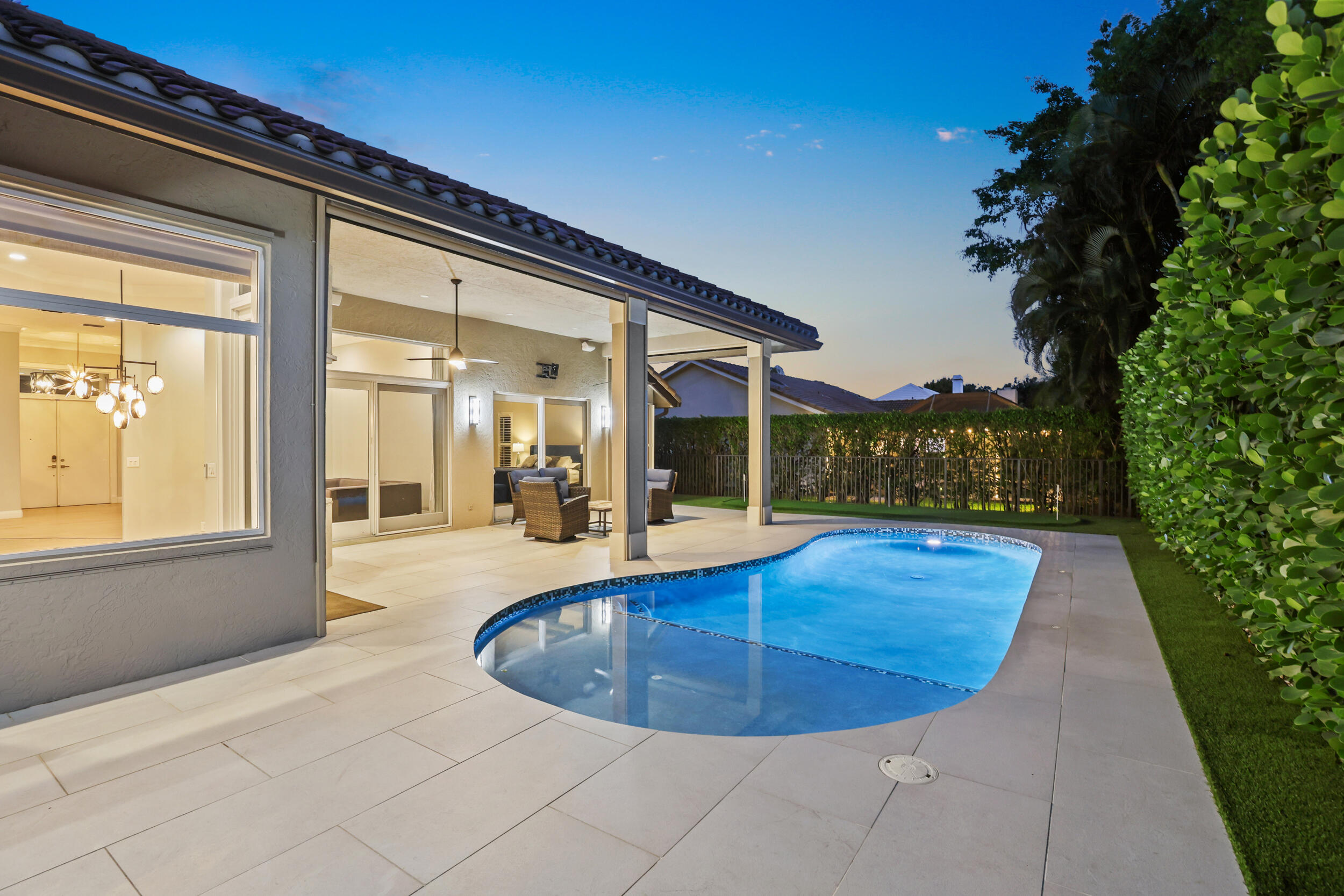 4445 NW 28th Way