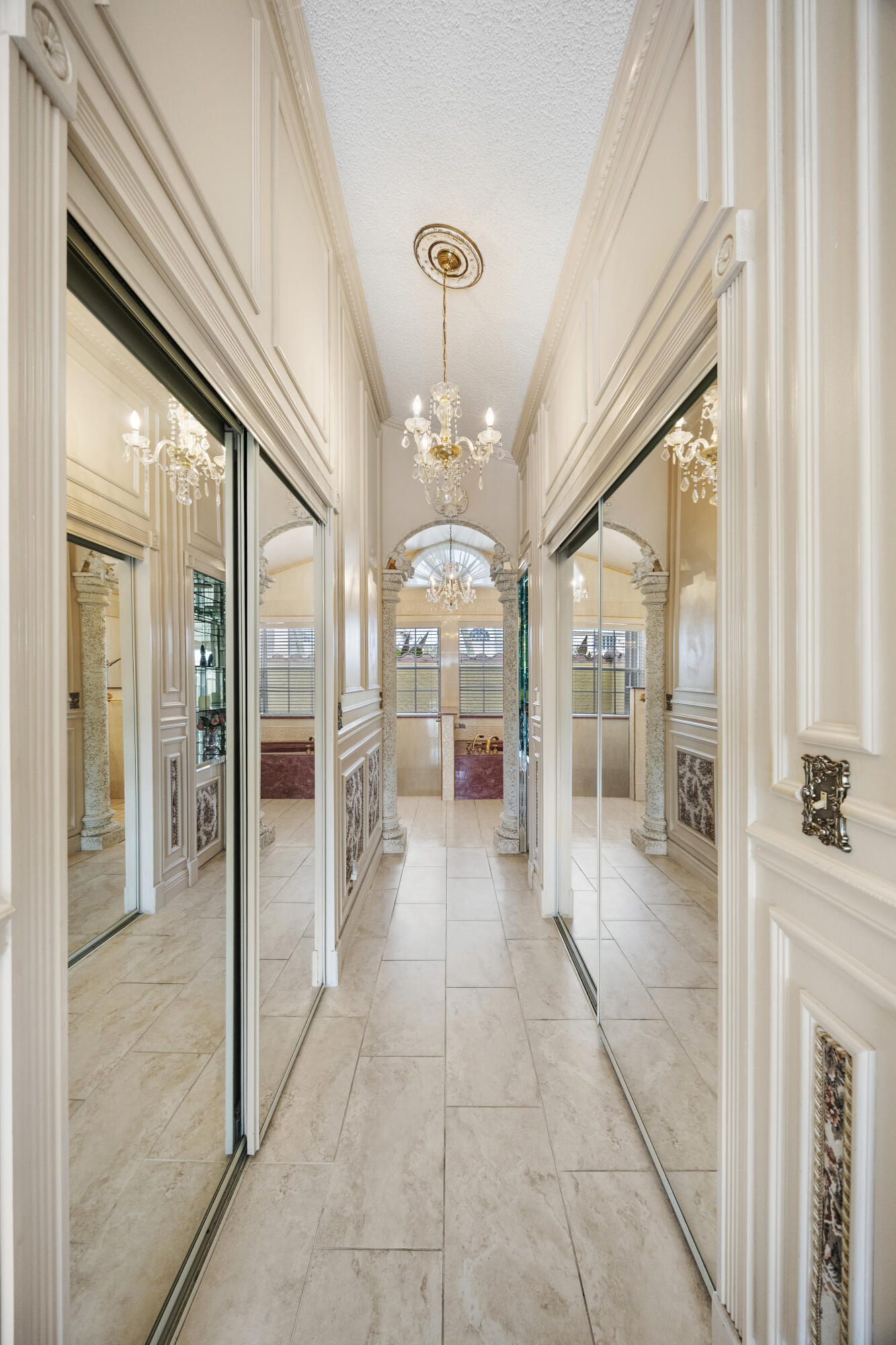 5597 Descartes Circle