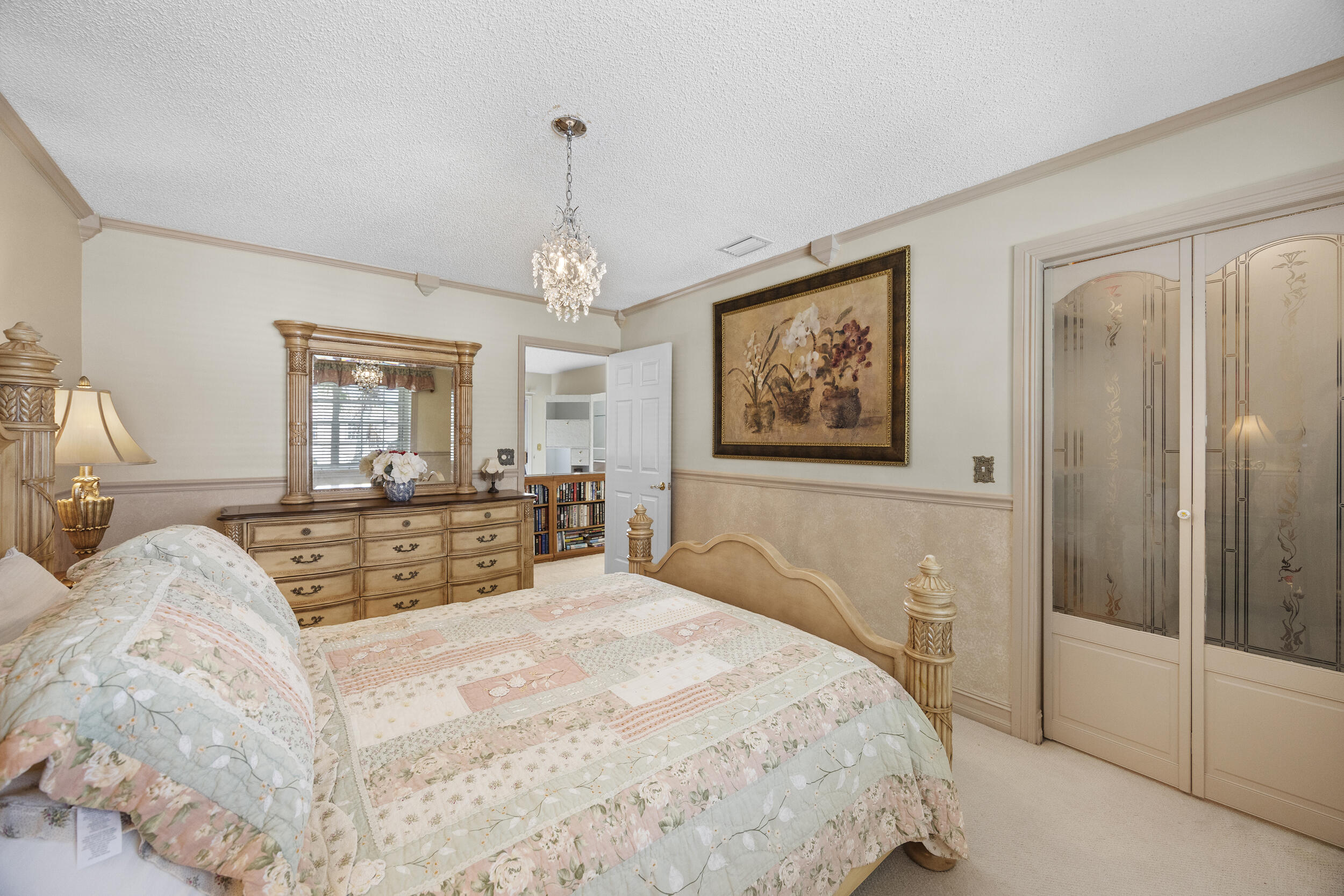 5597 Descartes Circle