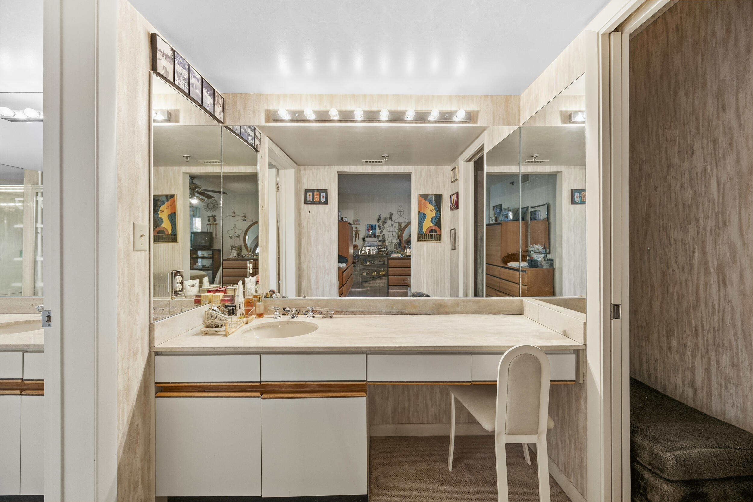 7209 Promenade Drive