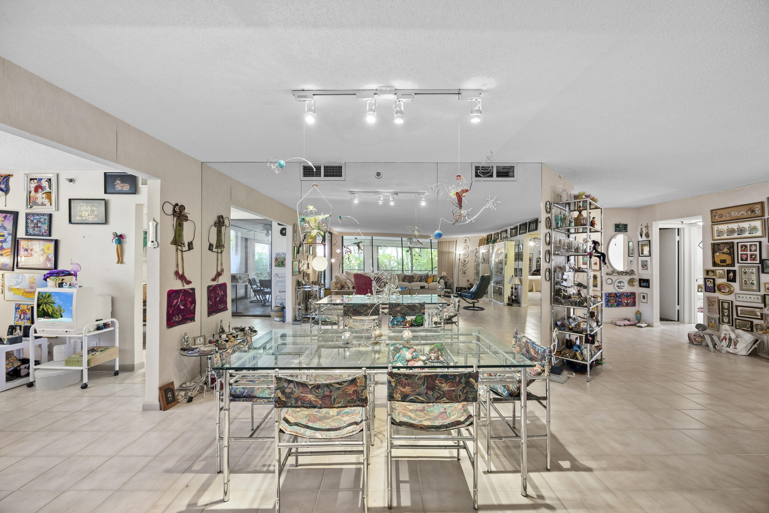 7209 Promenade Drive