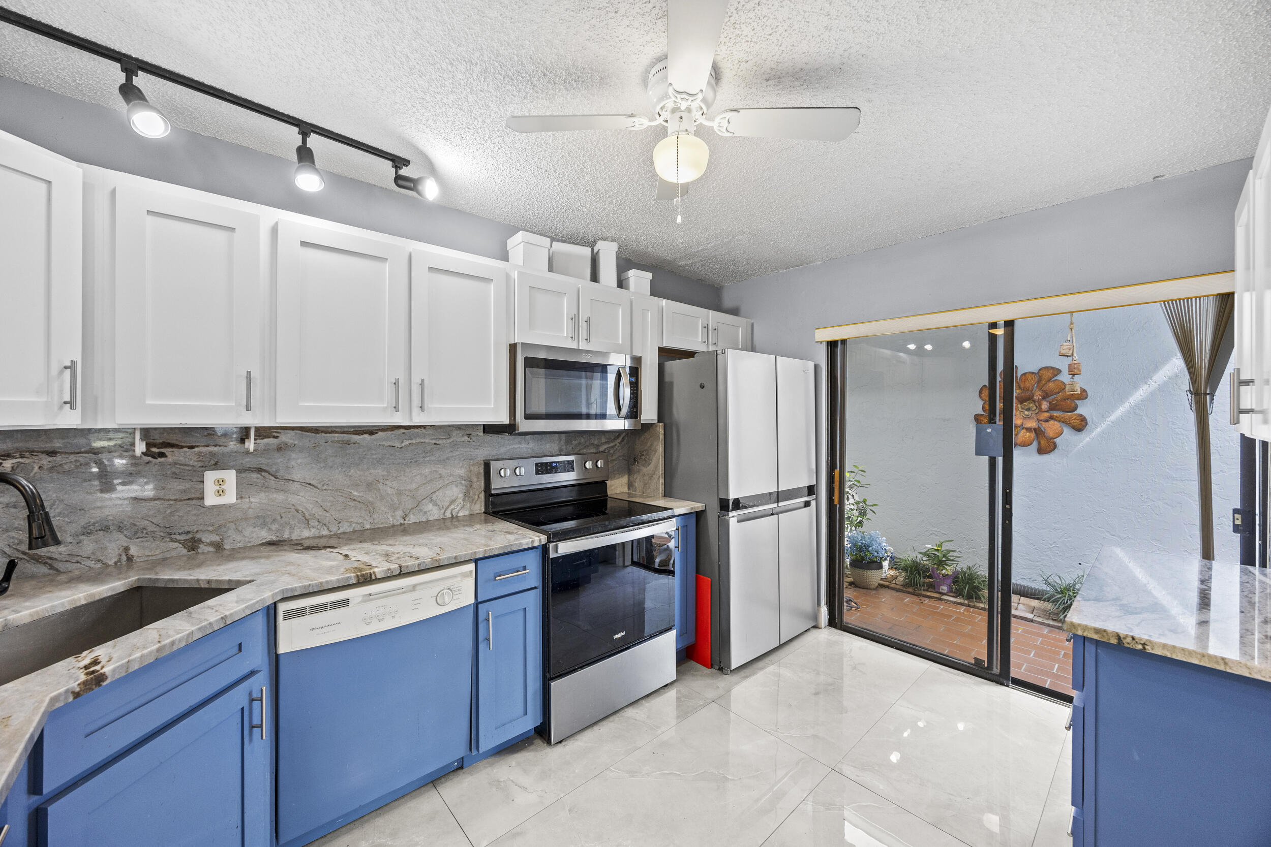 2640 Gately Drive W 1601