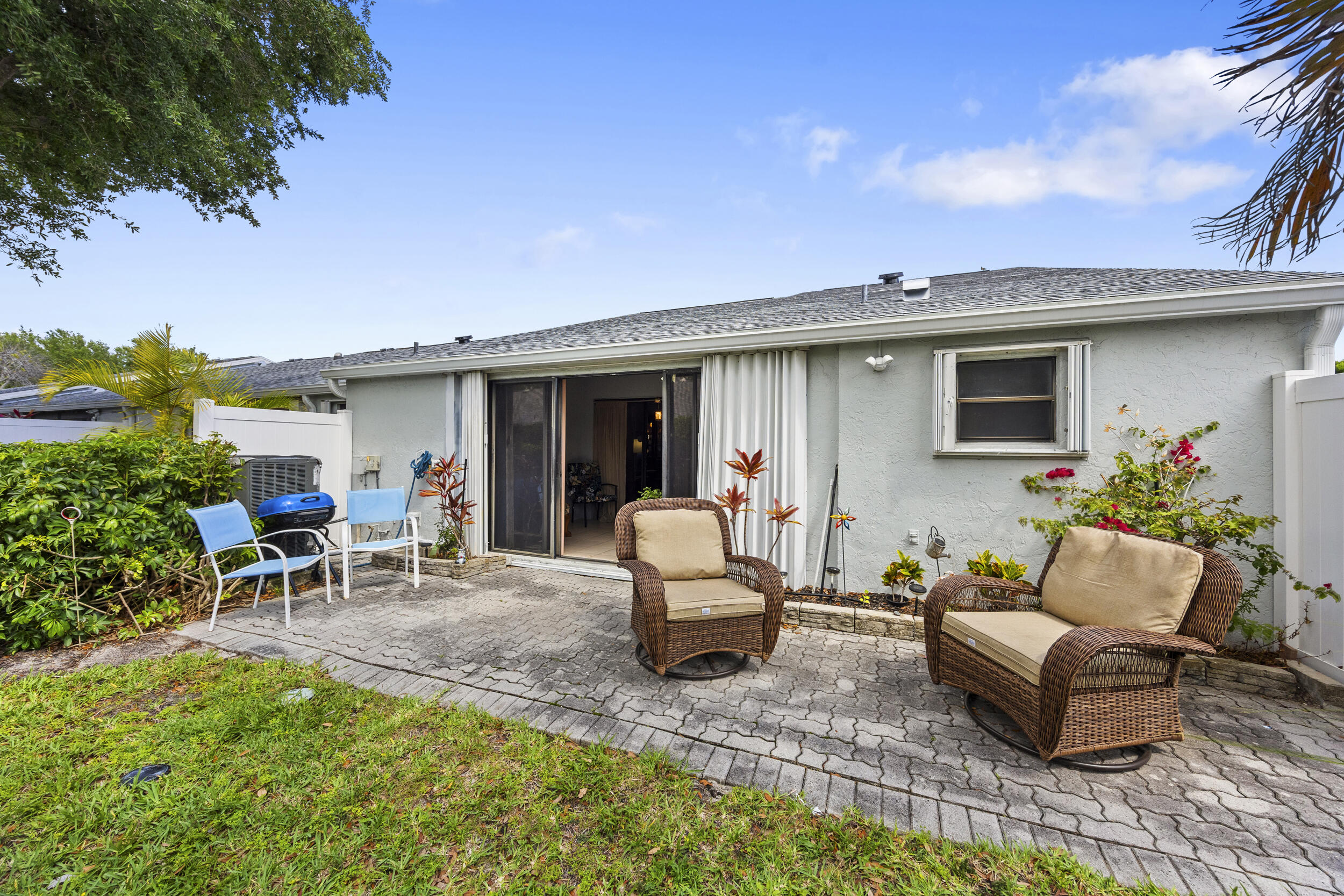 2640 Gately Drive W 1601