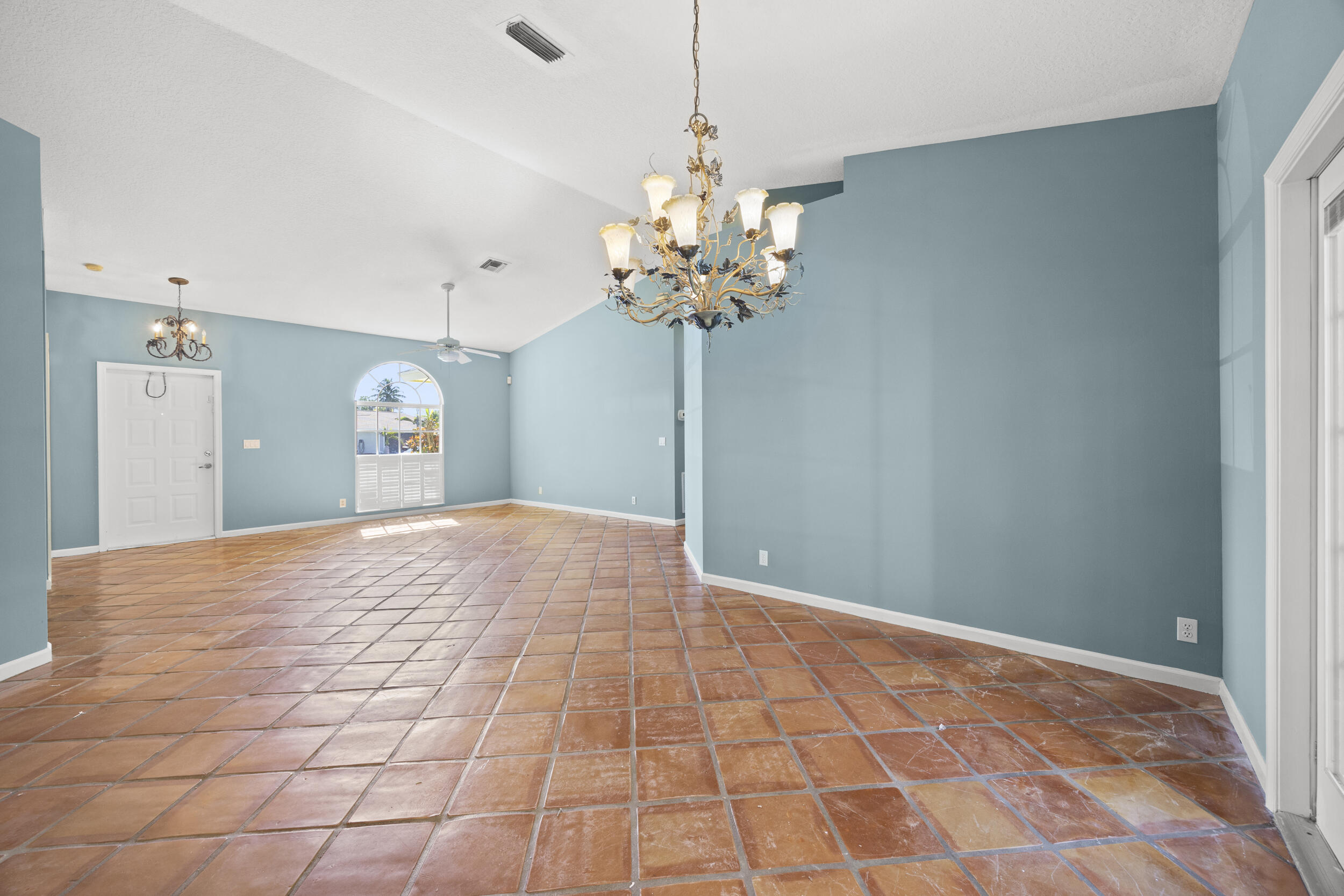 105 Monterey Way