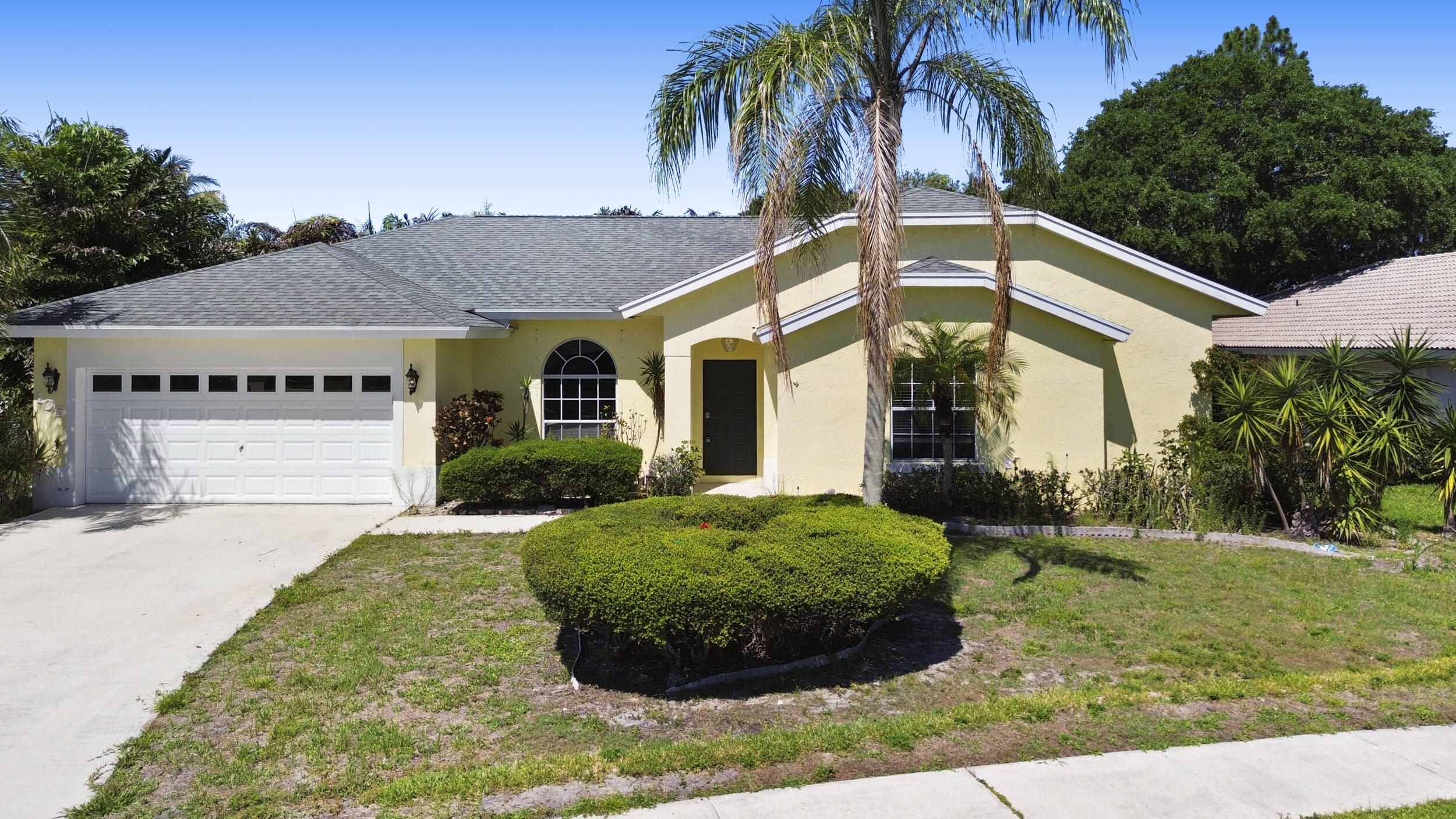 105 Monterey Way