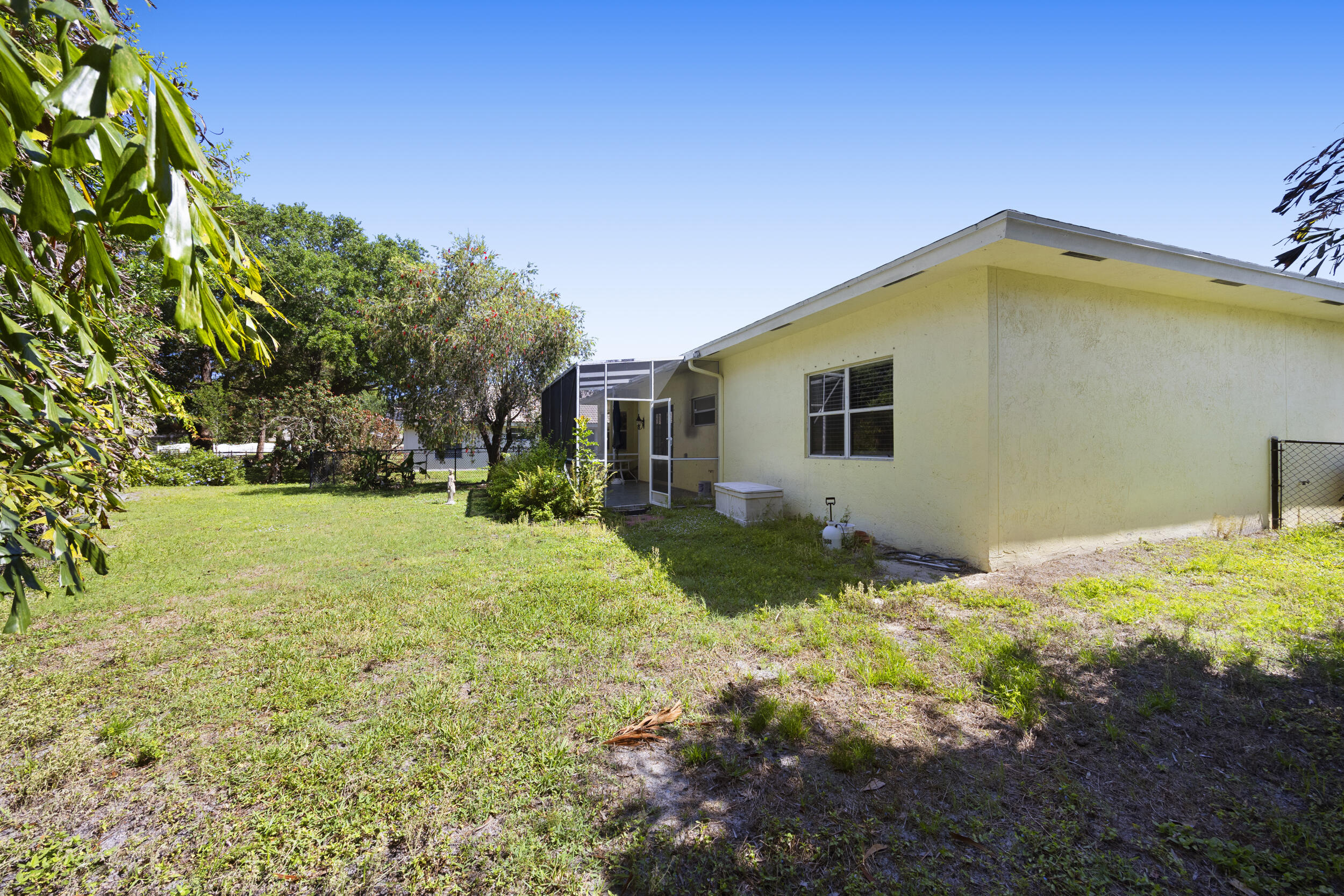 105 Monterey Way