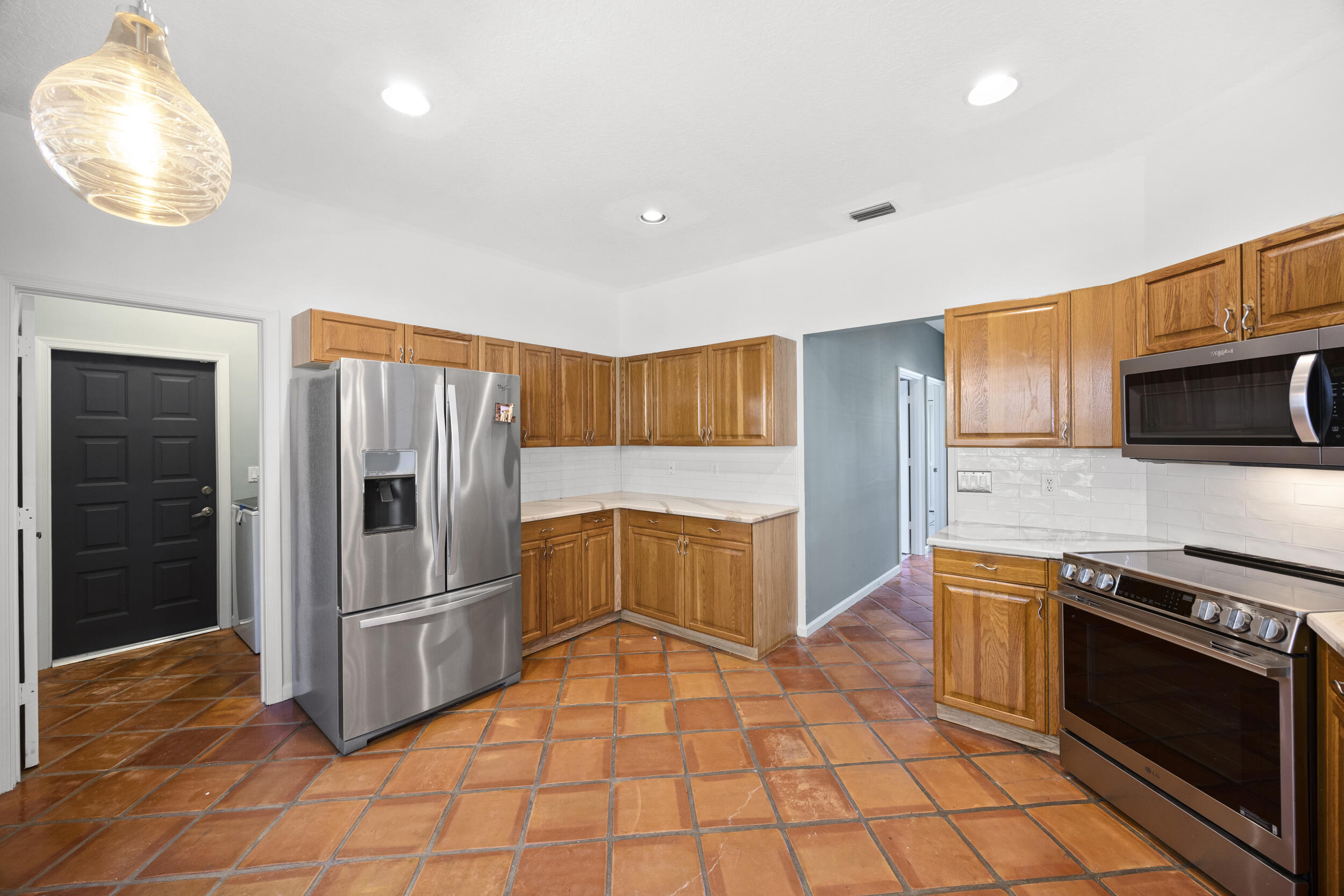105 Monterey Way