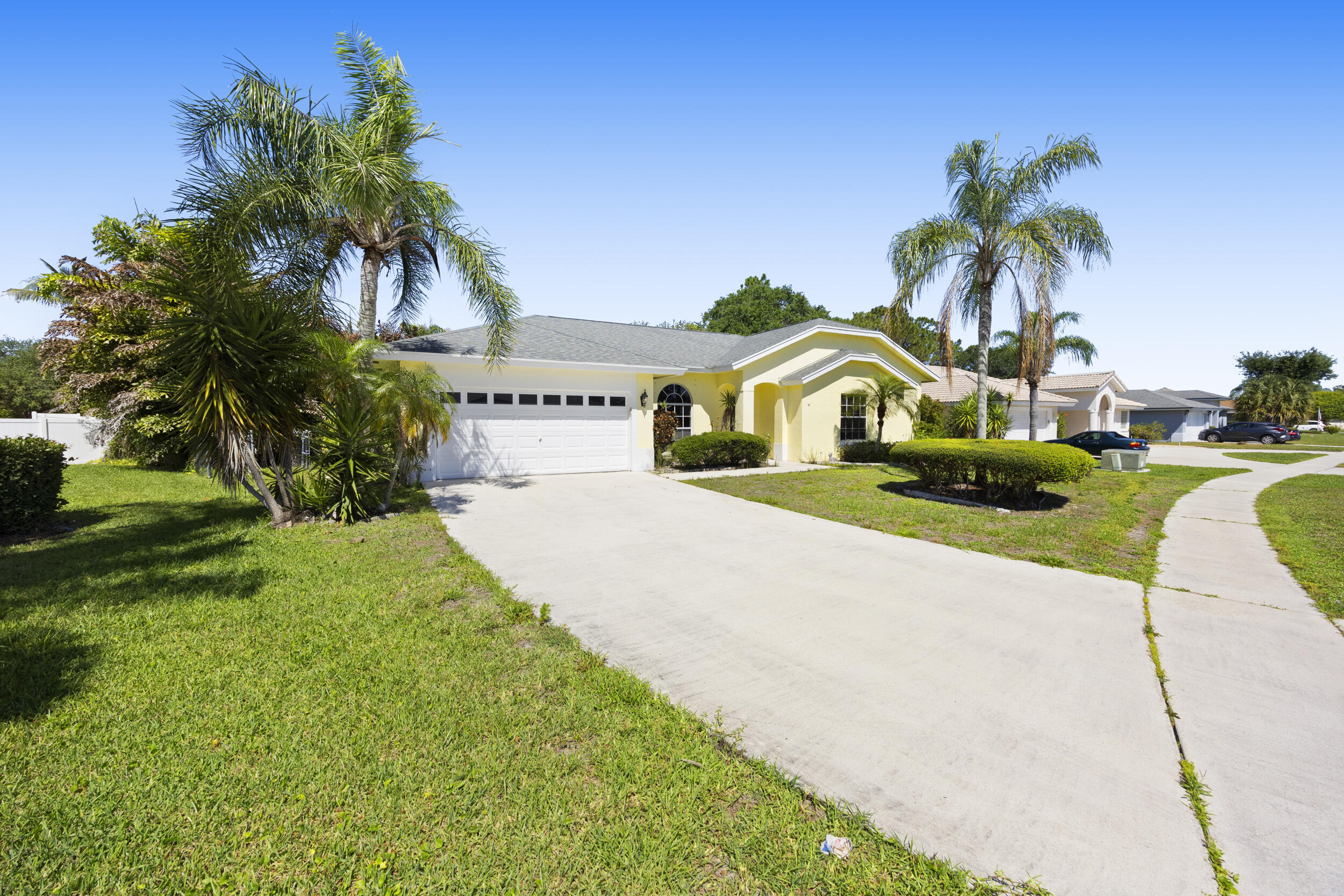 105 Monterey Way