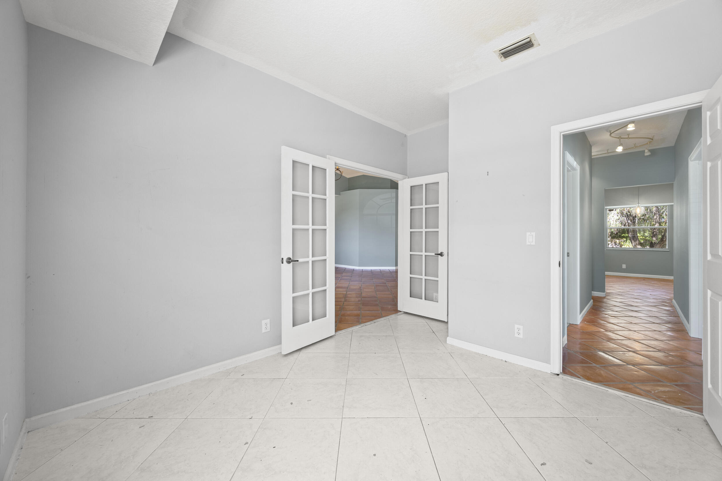 105 Monterey Way