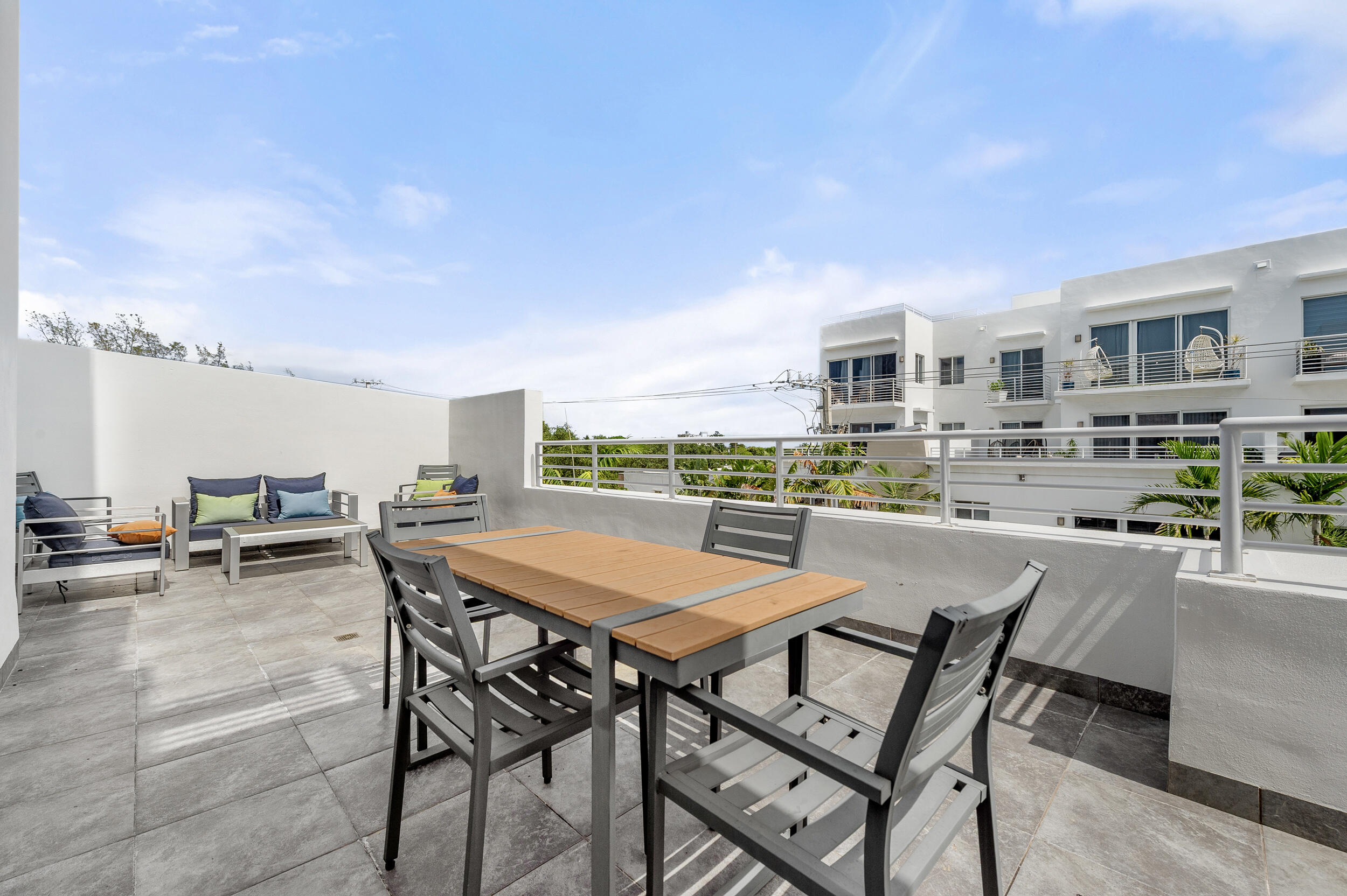 111 SE 2nd Street