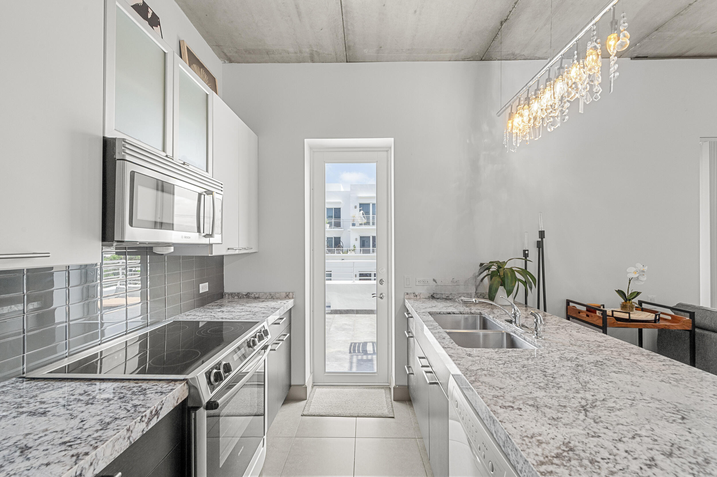111 SE 2nd Street