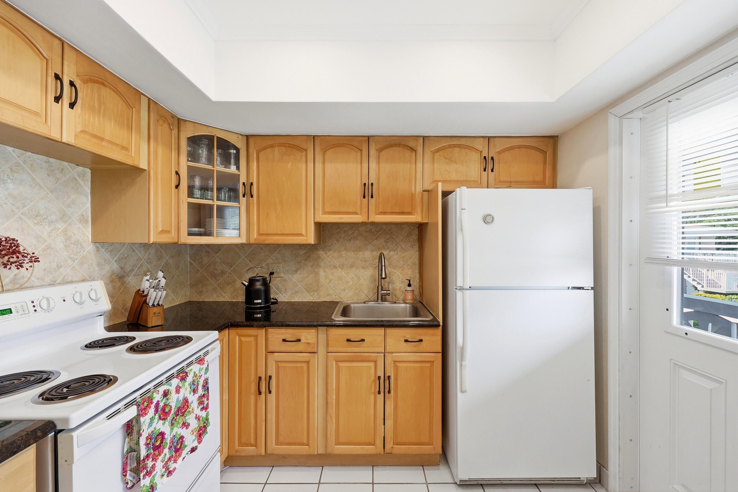 3300 NE 10th Terrace 40