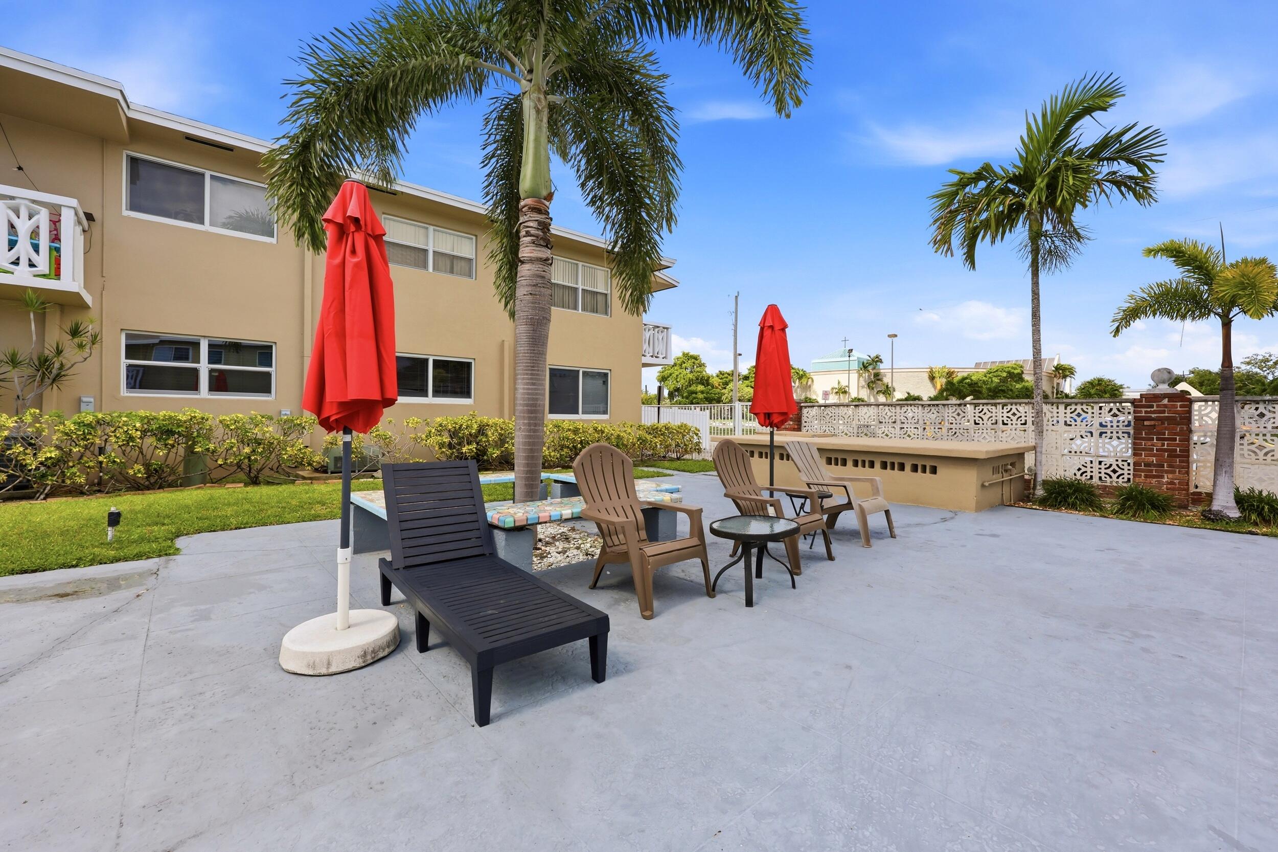 3300 NE 10th Terrace 40