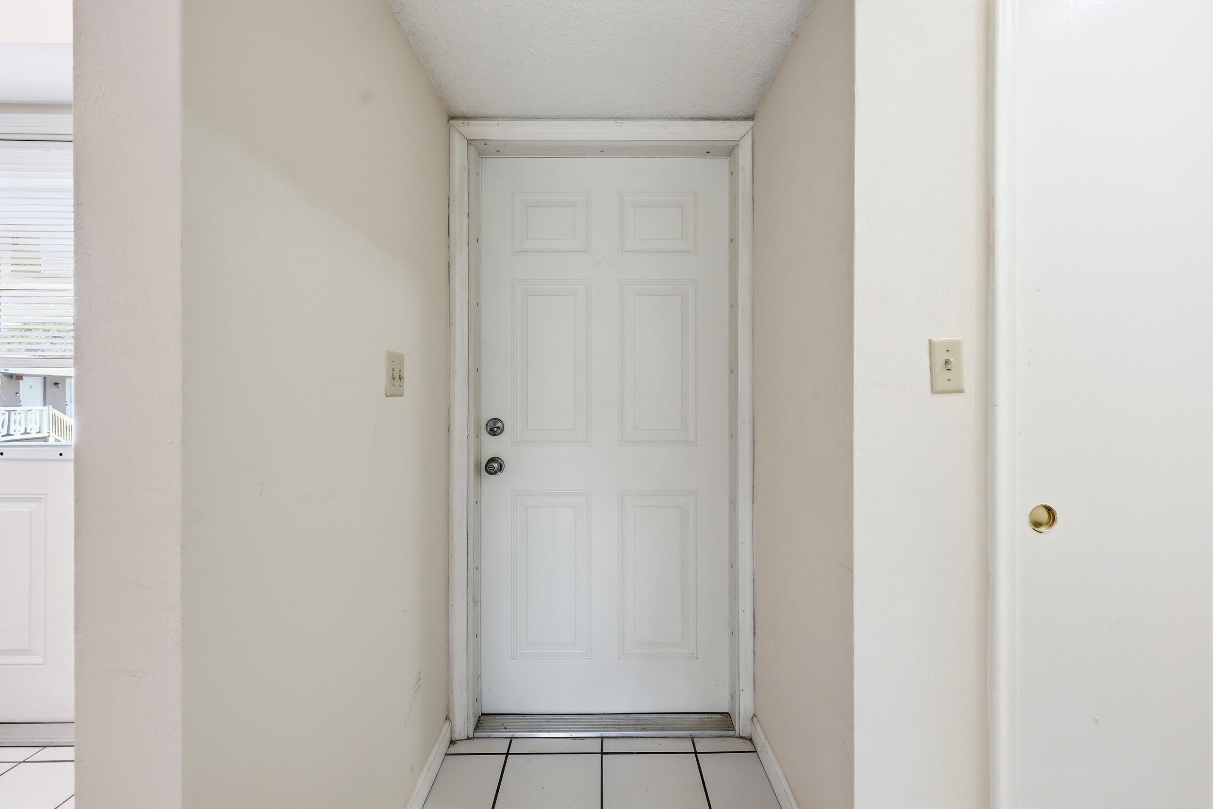 3300 NE 10th Terrace 40