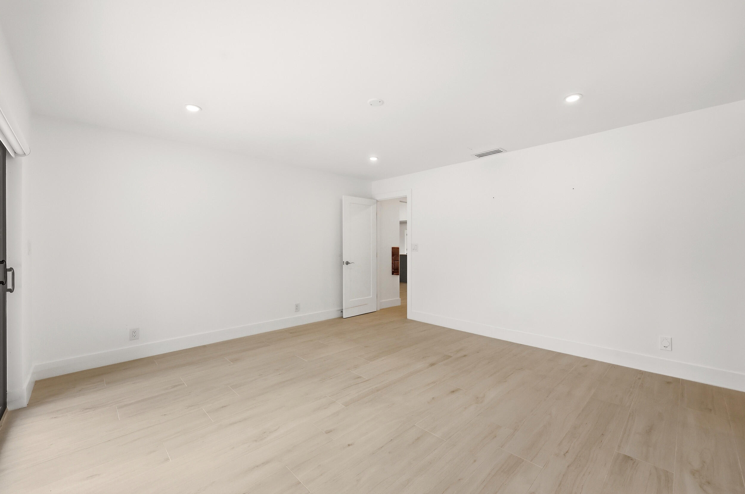 624 W Lakewoode Circle W