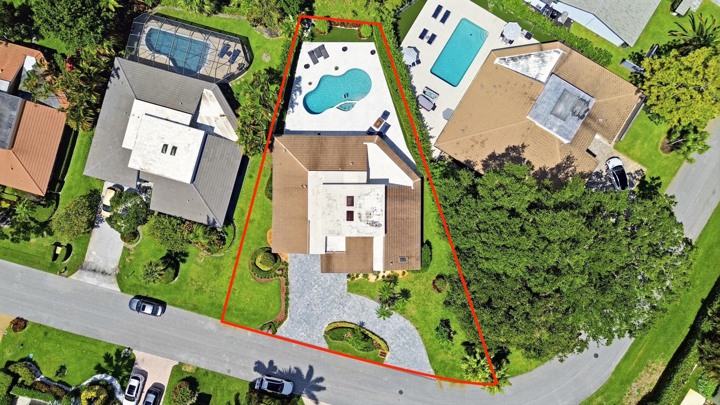624 W Lakewoode Circle W