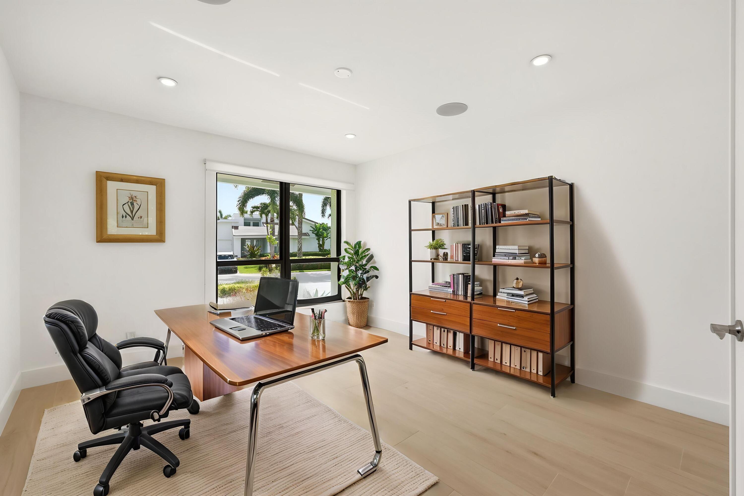624 W Lakewoode Circle W
