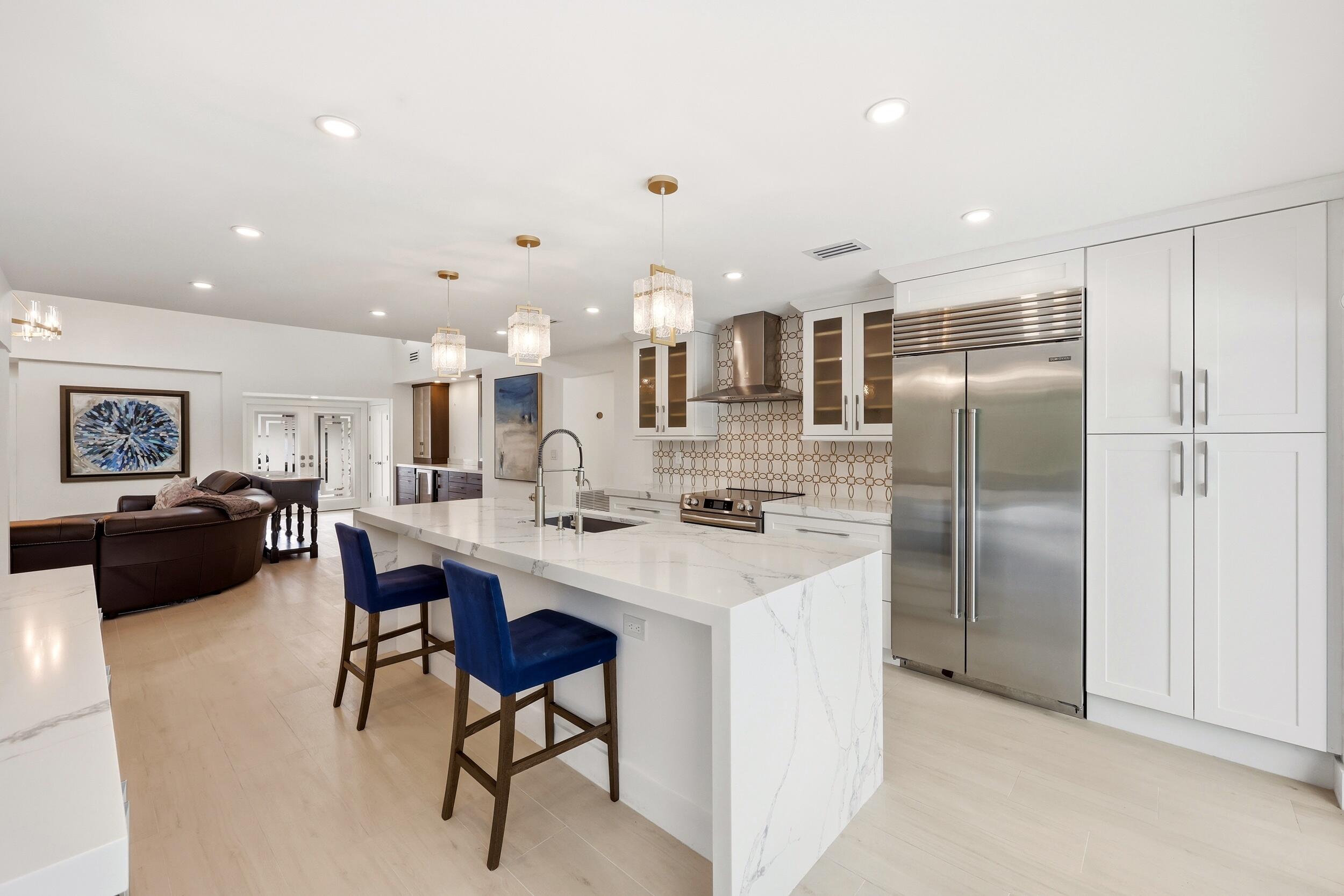 624 W Lakewoode Circle W
