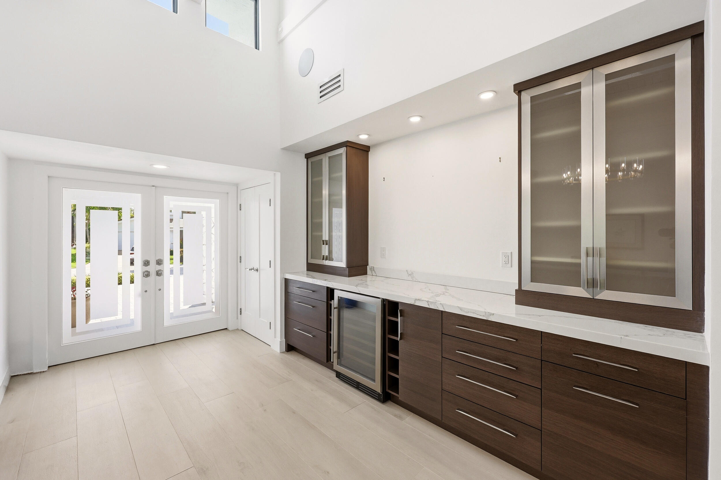 624 W Lakewoode Circle W